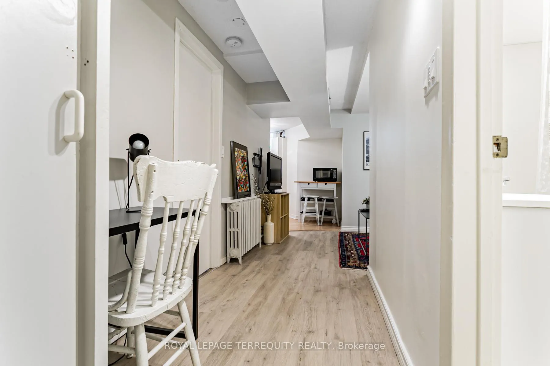 Photo 4 of Unit Bsmt, 74 Pine Crest Road, Toronto, High Park North — HOMEH