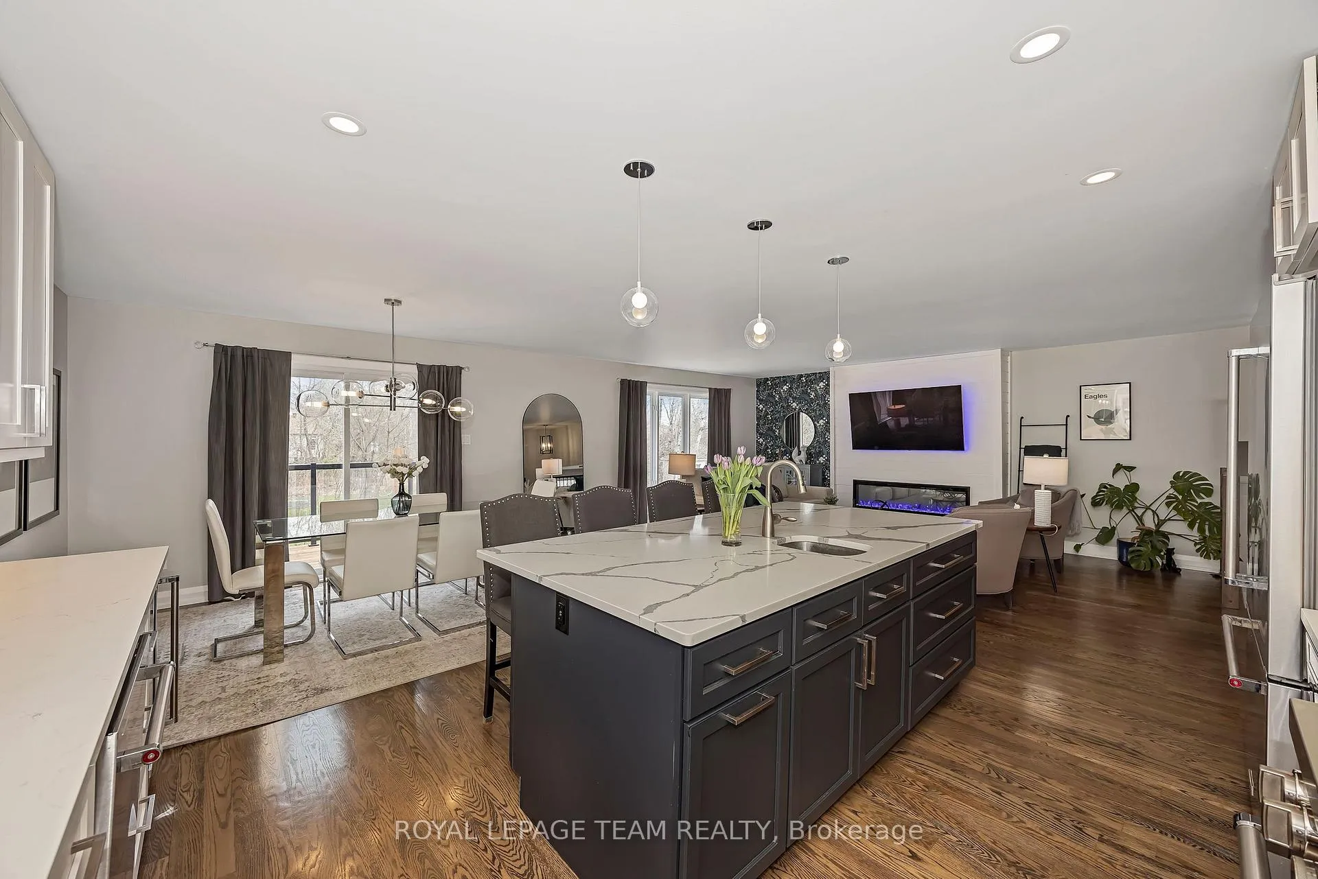 Photo 11 of 1517 Back Place Avenue, Ottawa, Greely — HOMEH
