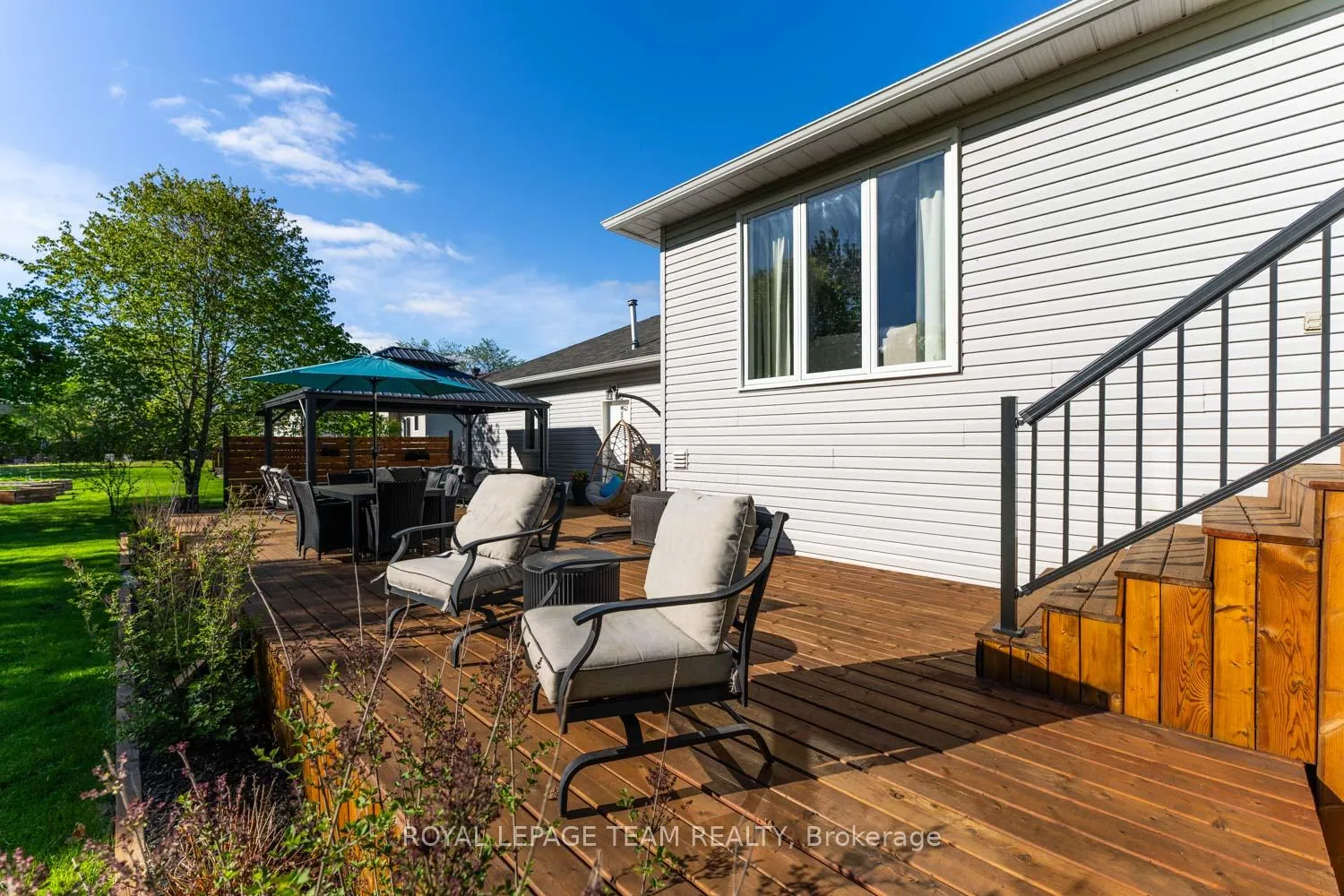 Photo 28 of 1517 Back Place Avenue, Ottawa, Greely — HOMEH