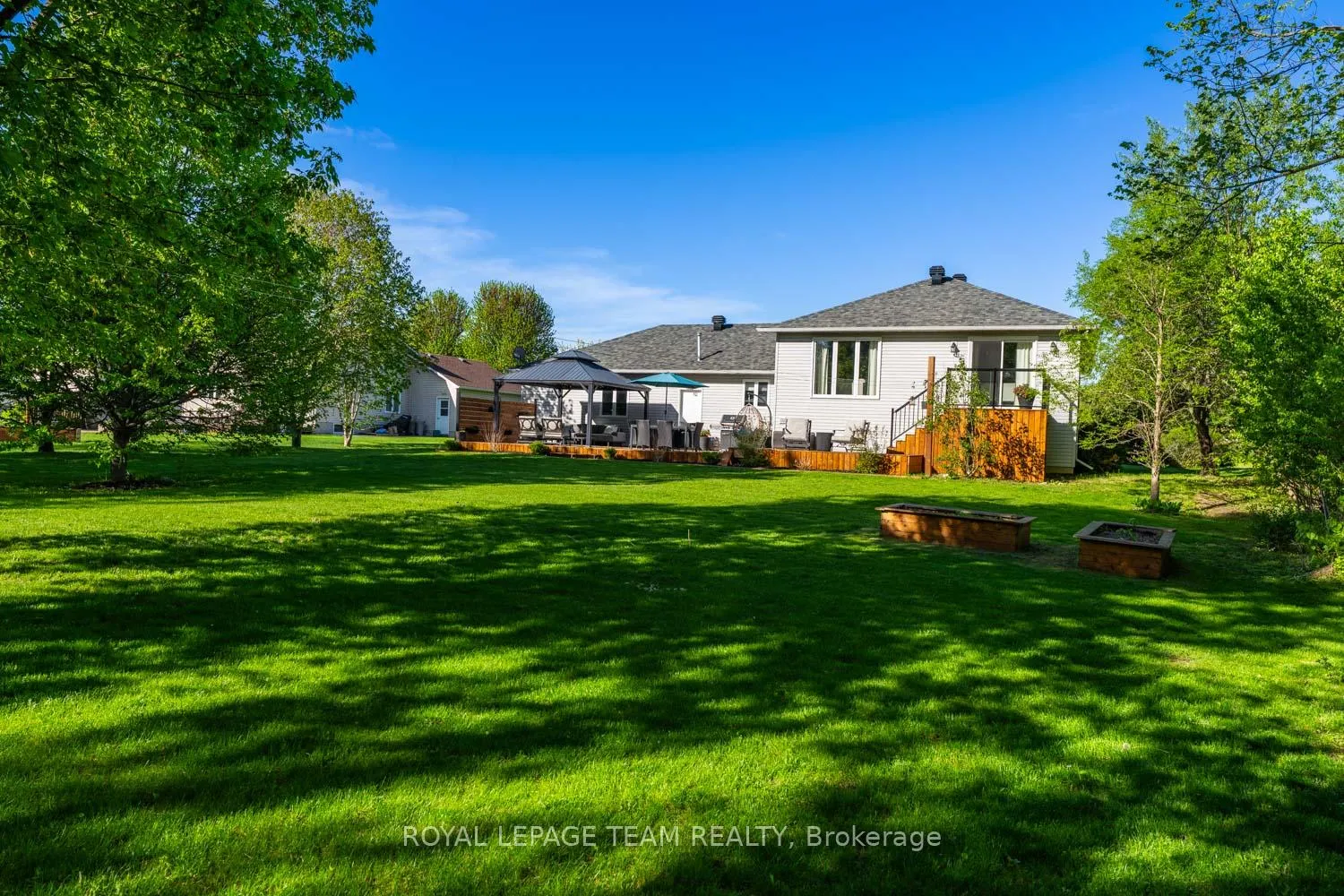 Photo 33 of 1517 Back Place Avenue, Ottawa, Greely — HOMEH