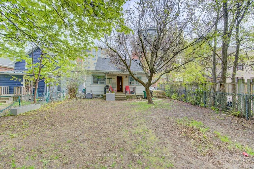 Photo 30 of 8 Marshall Street, Waterloo, Beechwood/University — HOMEH