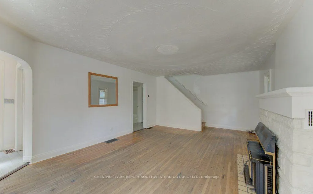 Photo 6 of 8 Marshall Street, Waterloo, Beechwood/University — HOMEH
