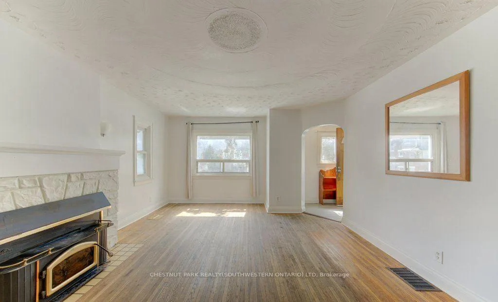 Photo 8 of 8 Marshall Street, Waterloo, Beechwood/University — HOMEH