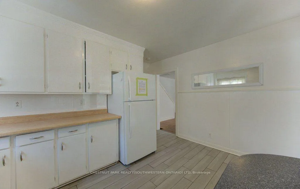 Photo 11 of 8 Marshall Street, Waterloo, Beechwood/University — HOMEH