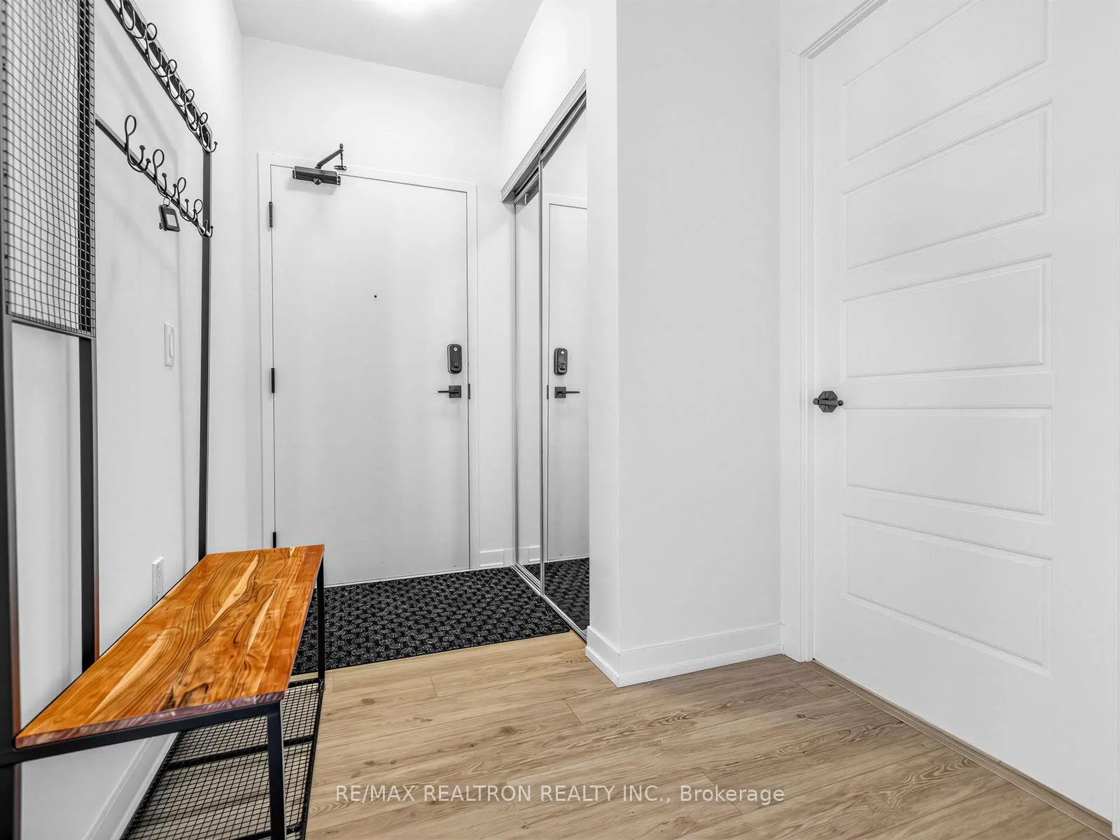 Photo 25 of Unit 317, 415 Sea Ray Avenue, Innisfil, Rural Innisfil — HOMEH