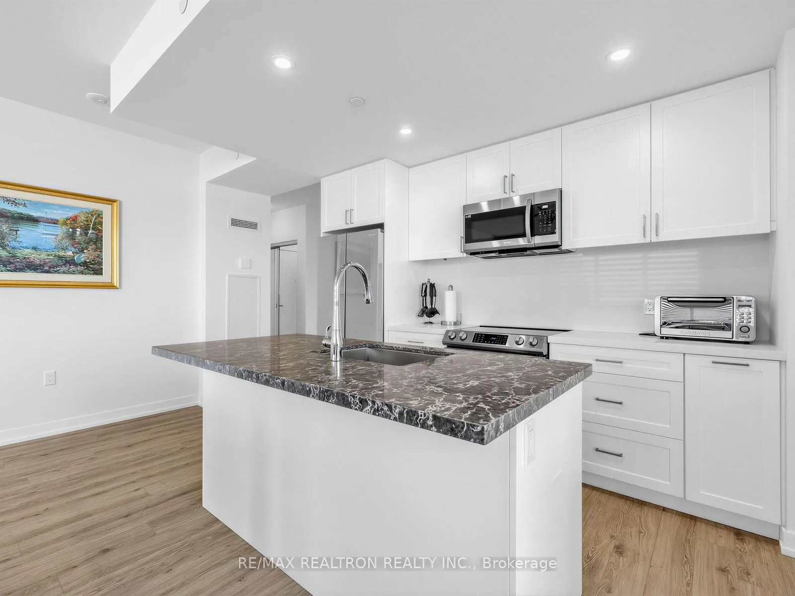 Photo 8 of Unit 317, 415 Sea Ray Avenue, Innisfil, Rural Innisfil — HOMEH