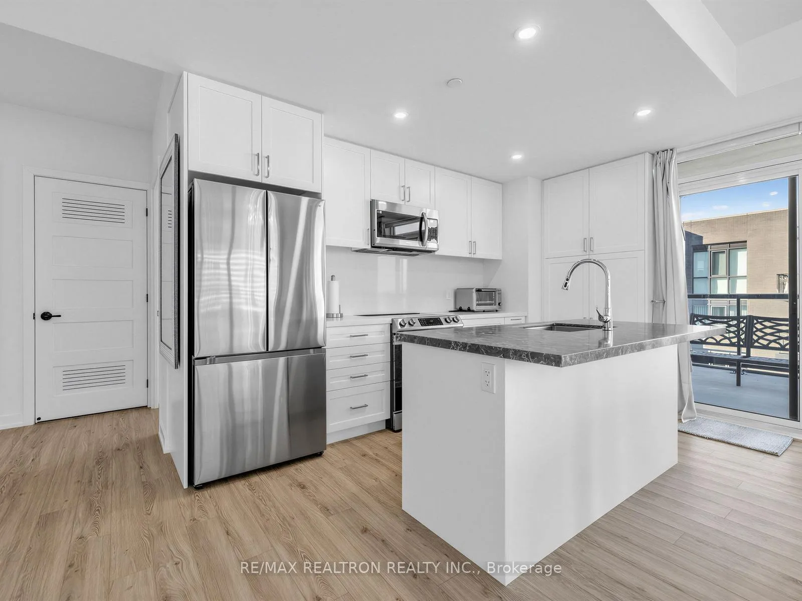 Photo 11 of Unit 317, 415 Sea Ray Avenue, Innisfil, Rural Innisfil — HOMEH