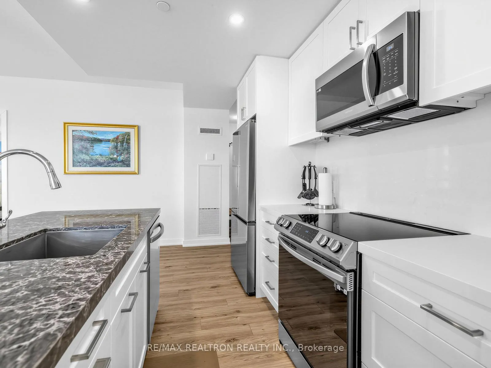 Photo 15 of Unit 317, 415 Sea Ray Avenue, Innisfil, Rural Innisfil — HOMEH