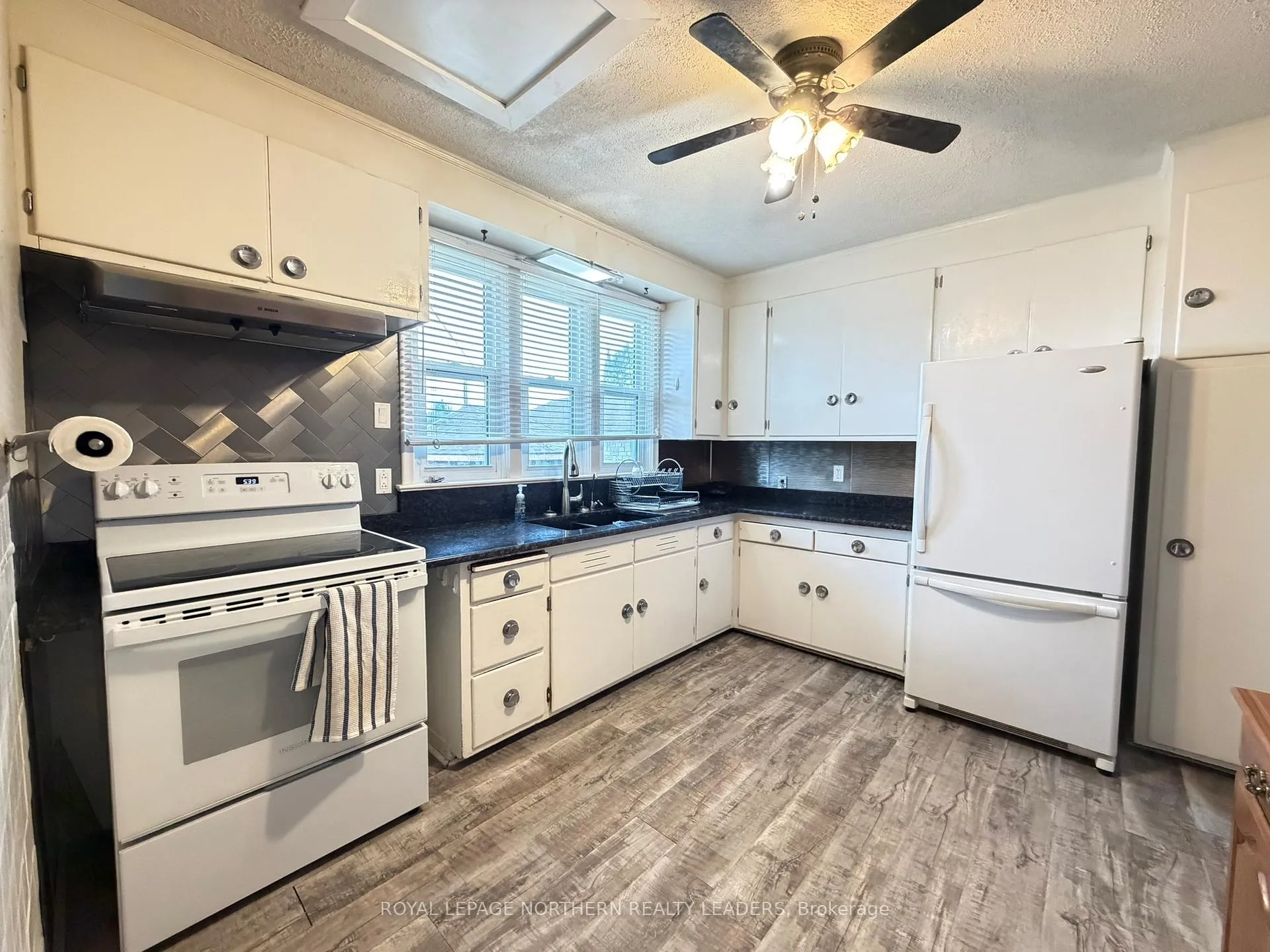 Photo 12 of 424 Maple Street S, Timmins, TS - SE — HOMEH