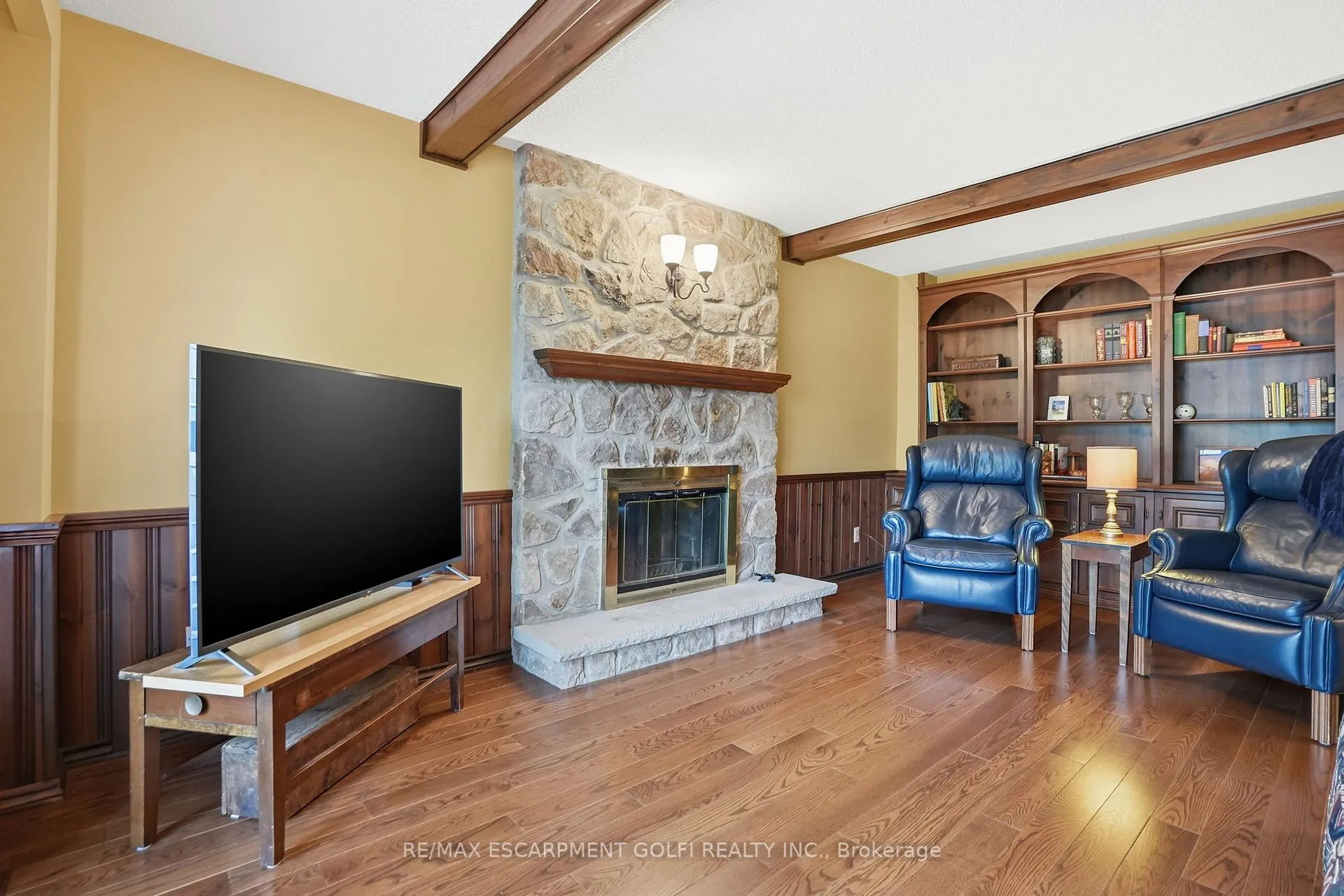 Photo 15 of 212 Digby Road, Oakville, Ford — HOMEH