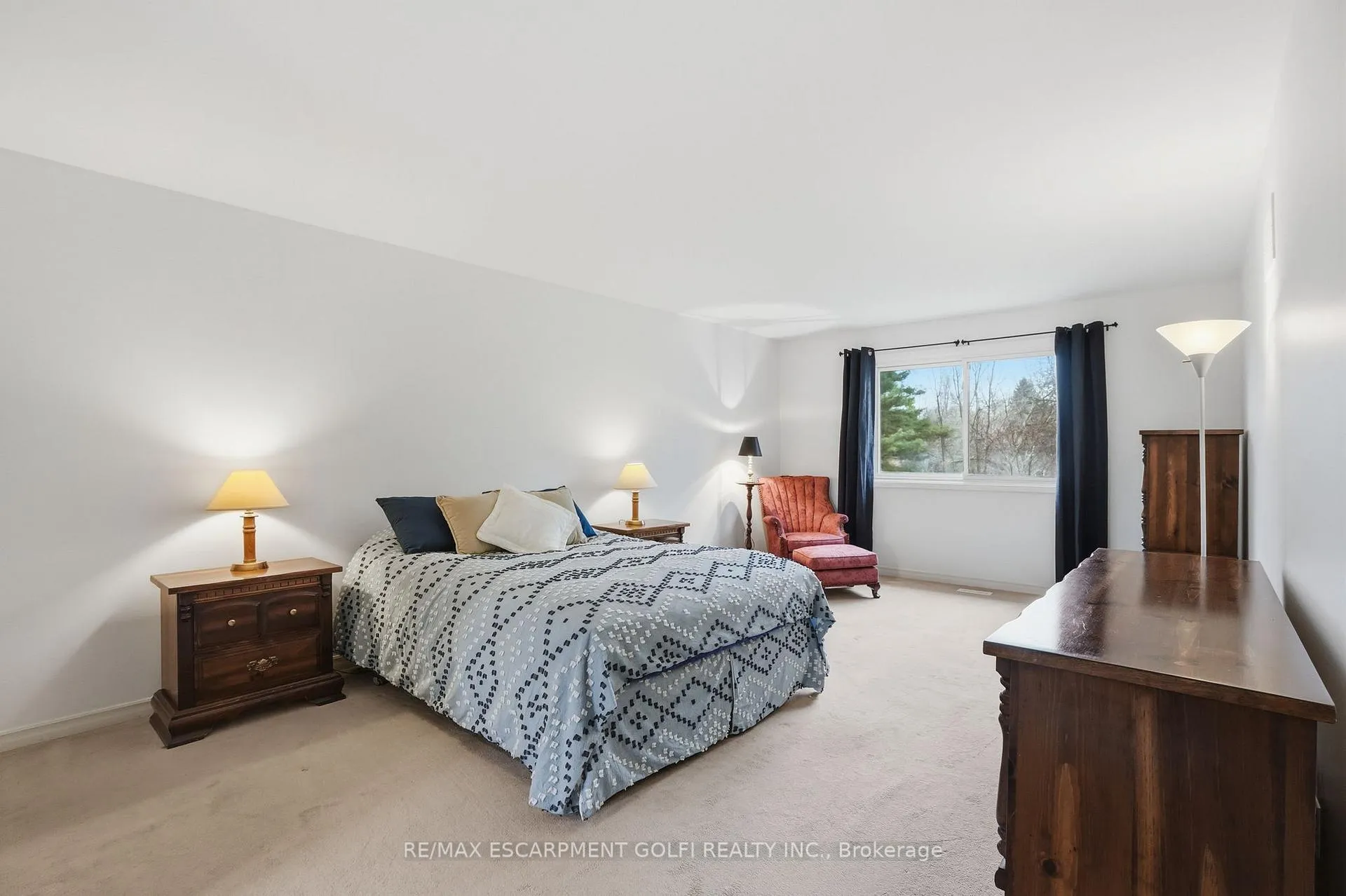 Photo 18 of 212 Digby Road, Oakville, Ford — HOMEH