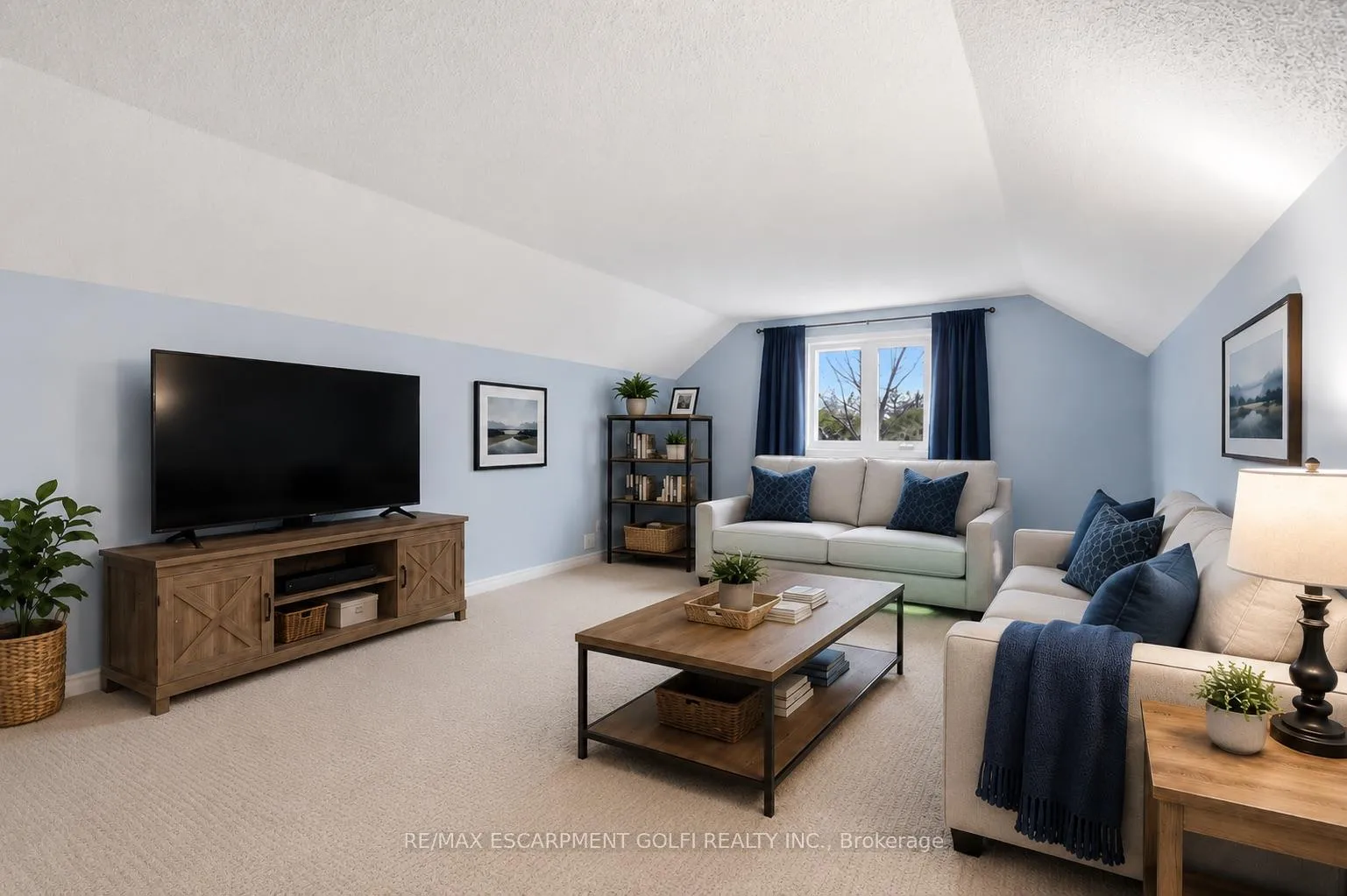 Photo 22 of 212 Digby Road, Oakville, Ford — HOMEH