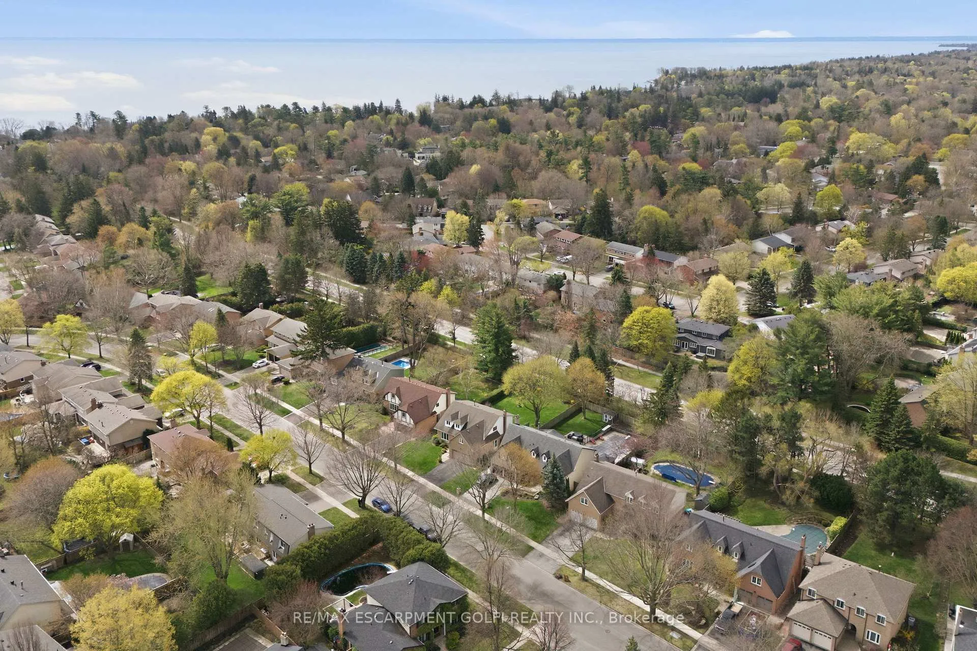 Photo 34 of 212 Digby Road, Oakville, Ford — HOMEH