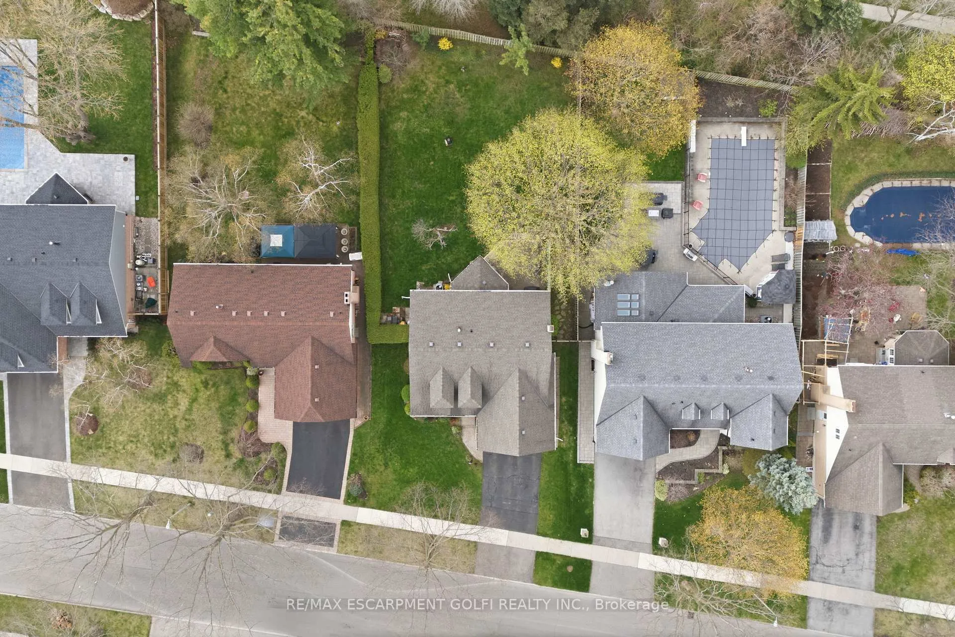 Photo 35 of 212 Digby Road, Oakville, Ford — HOMEH