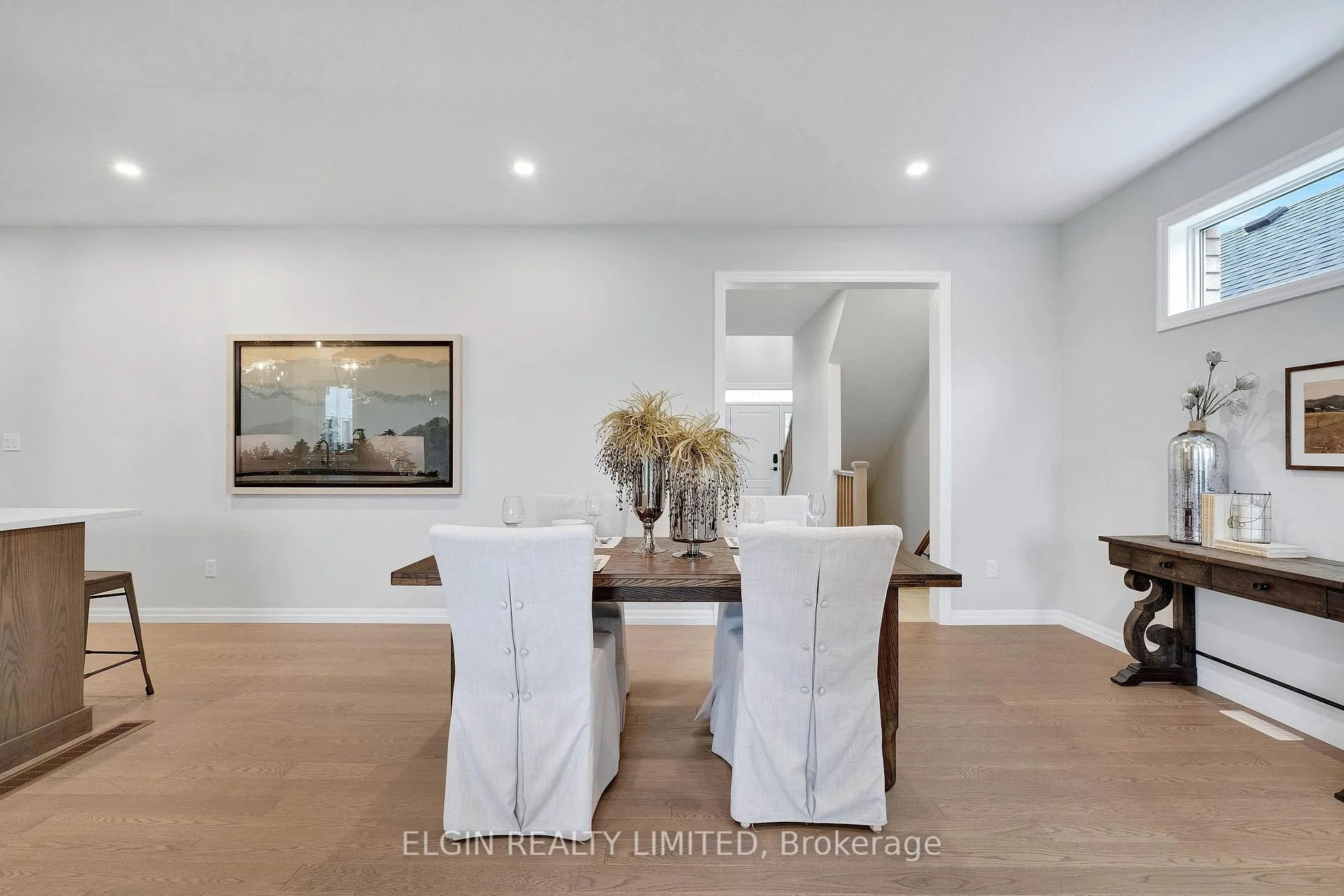 Photo 8 of 6 Keba Crescent, Tillsonburg — HOMEH