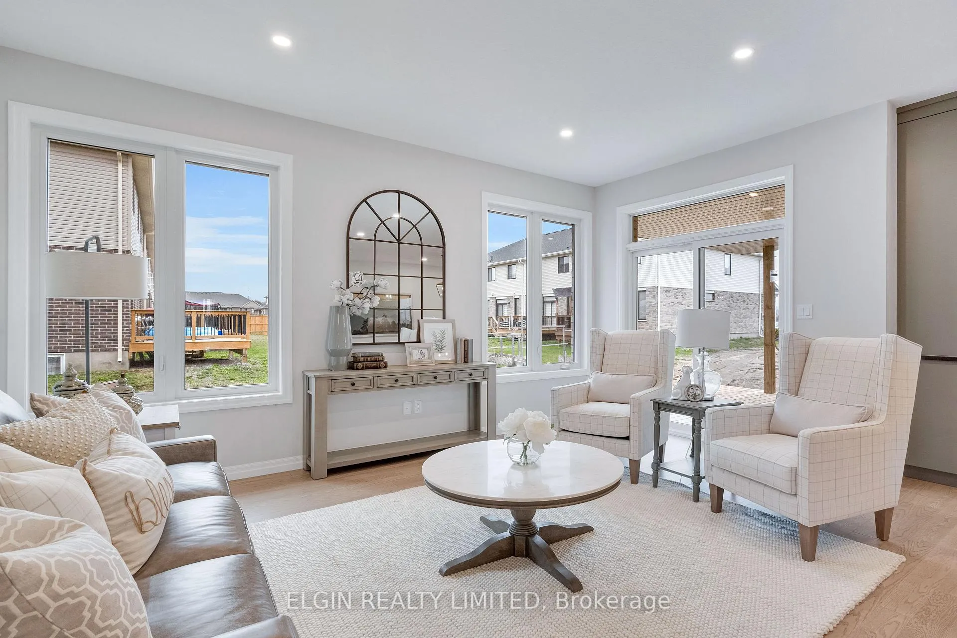 Photo 10 of 6 Keba Crescent, Tillsonburg — HOMEH