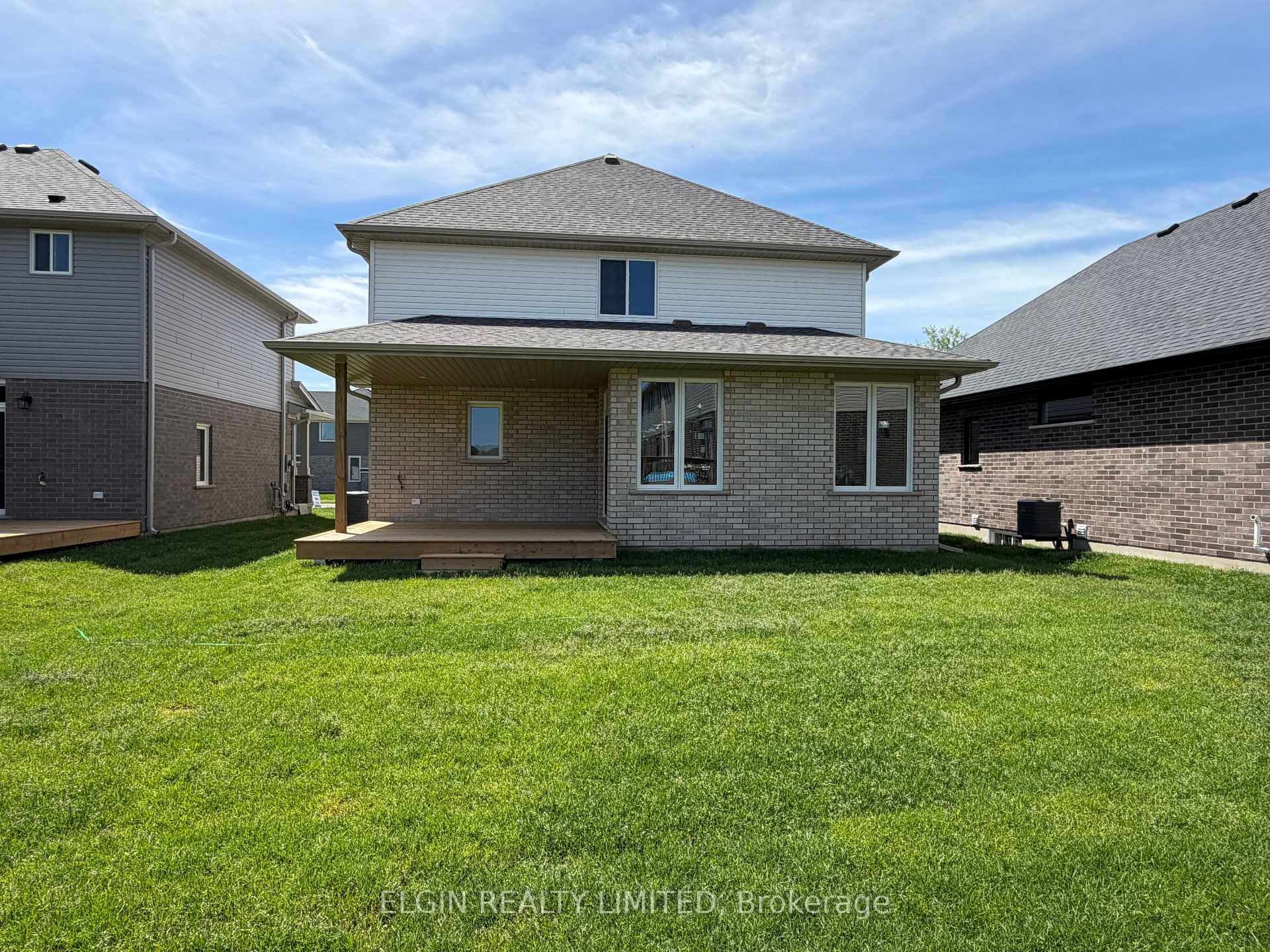 Photo 3 of 6 Keba Crescent, Tillsonburg — HOMEH