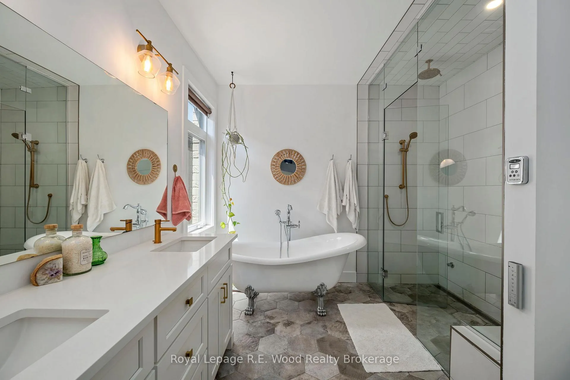 Photo 16 of 73 Royal Dornoch Drive, St. Thomas — HOMEH