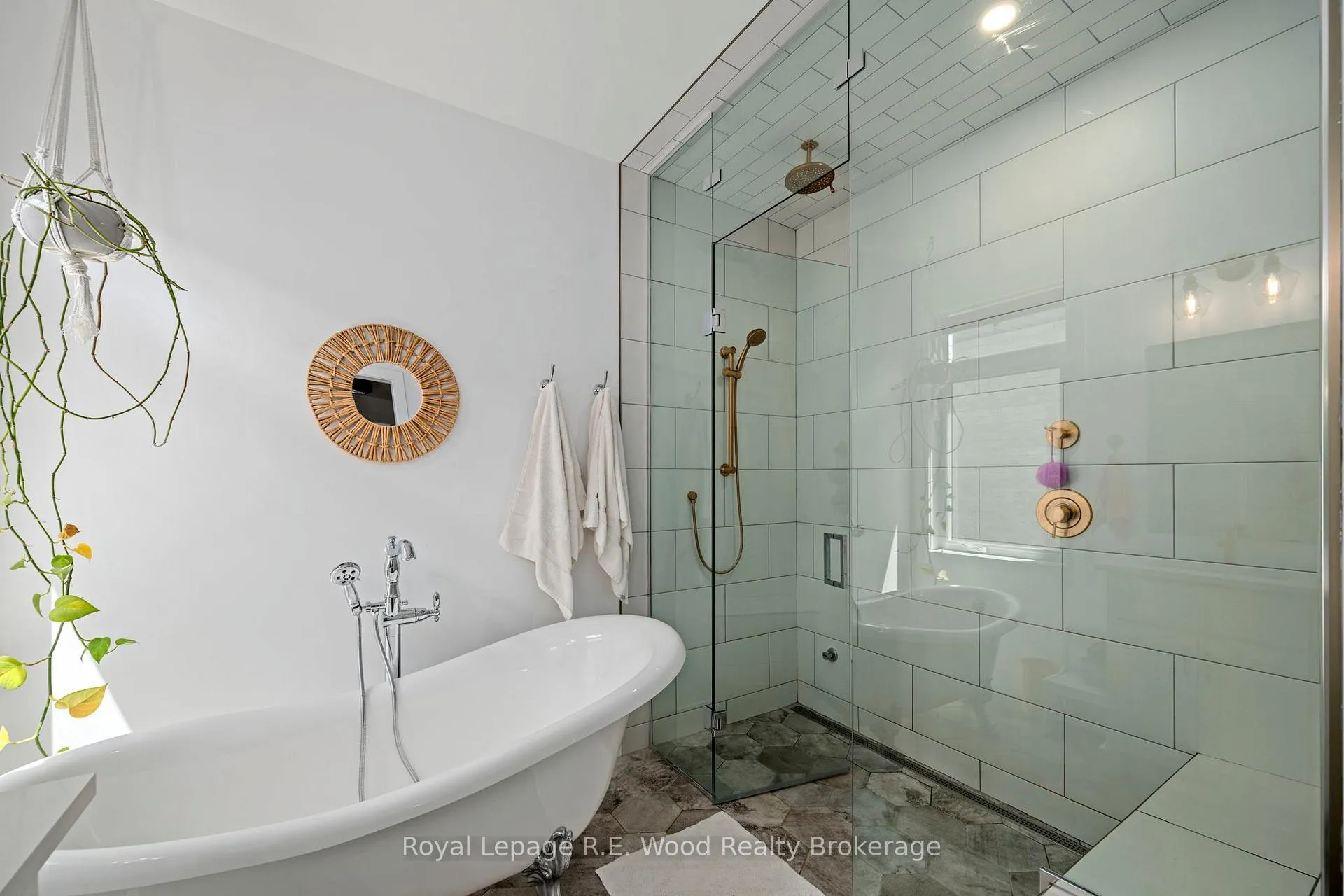 Photo 17 of 73 Royal Dornoch Drive, St. Thomas — HOMEH