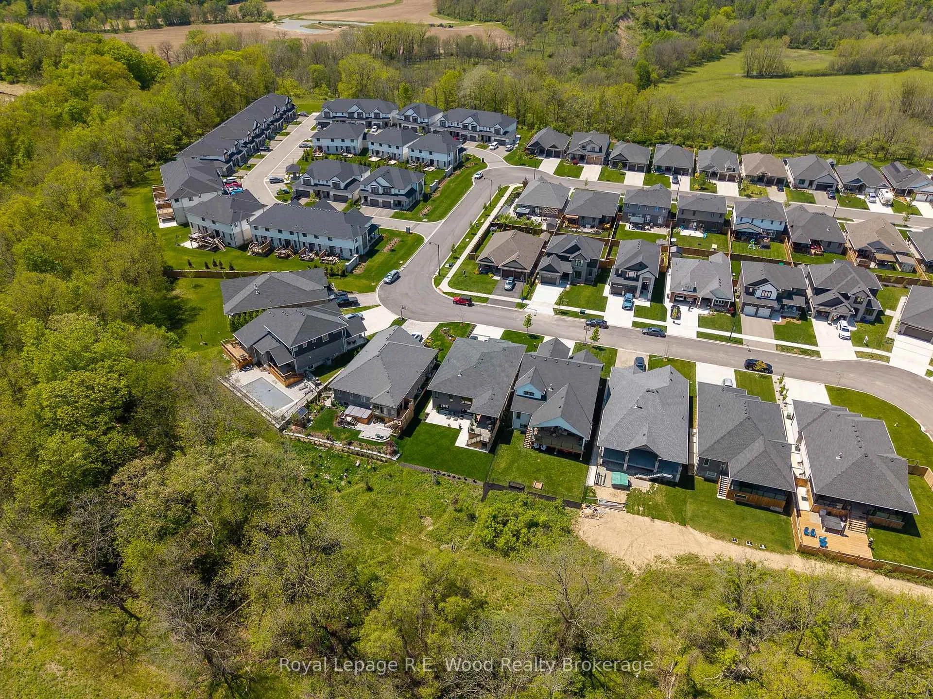 Photo 41 of 73 Royal Dornoch Drive, St. Thomas — HOMEH