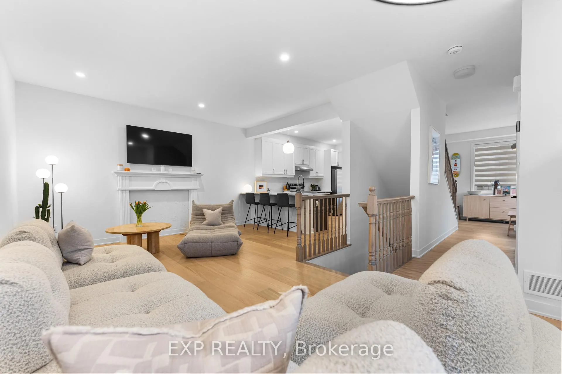Photo 11 of 720 Hydrus Private, Ottawa, Barrhaven - Half Moon Bay — HOMEH