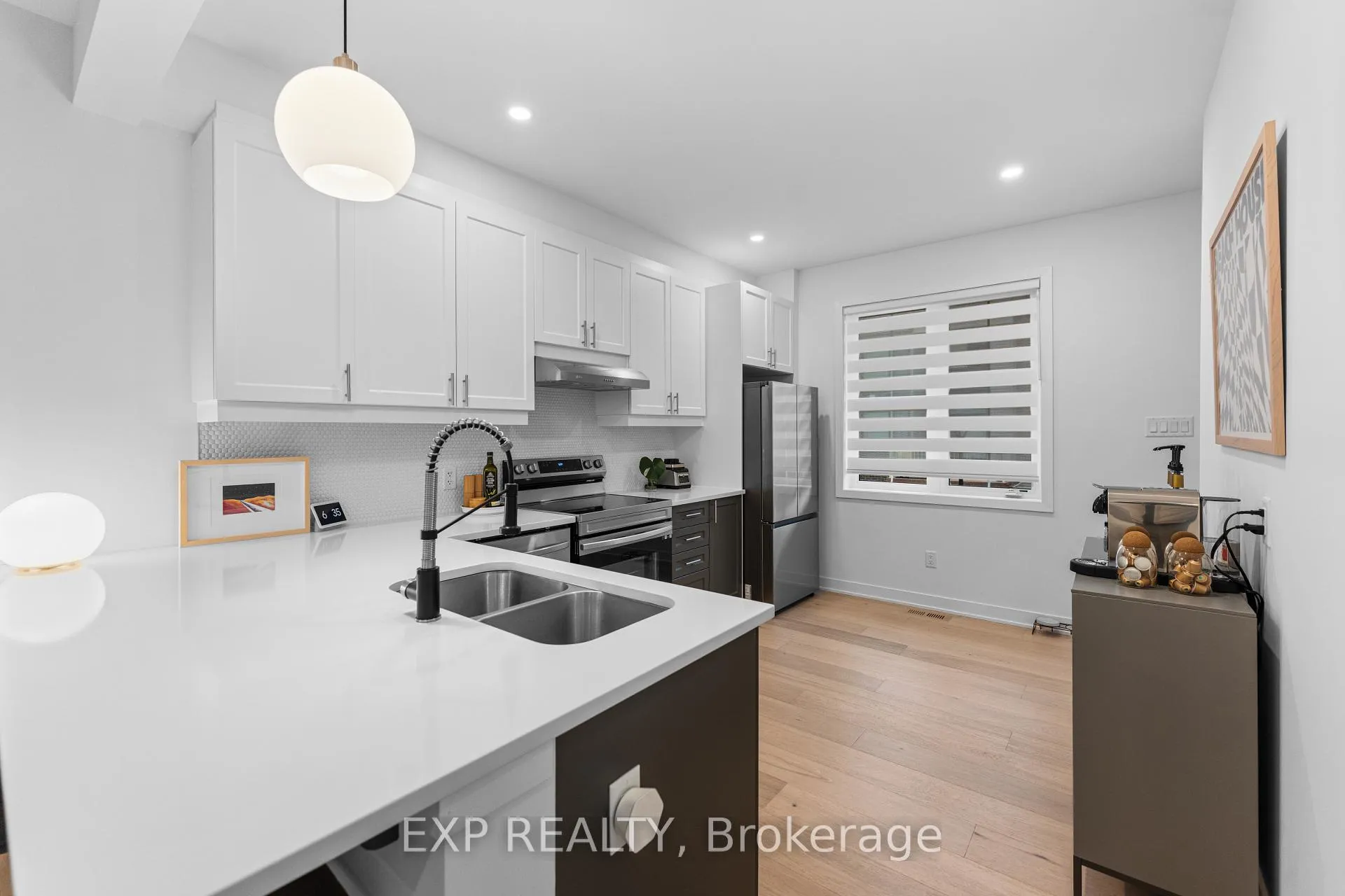 Photo 12 of 720 Hydrus Private, Ottawa, Barrhaven - Half Moon Bay — HOMEH
