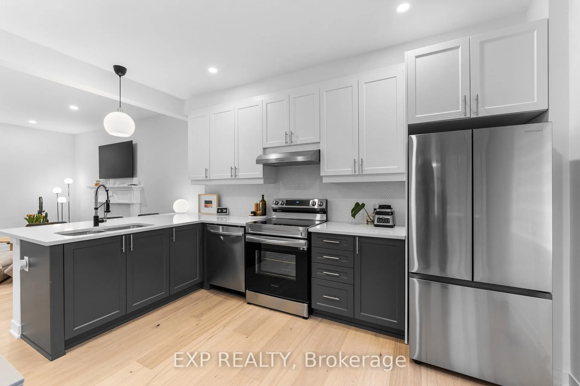 Photo 13 of 720 Hydrus Private, Ottawa, Barrhaven - Half Moon Bay — HOMEH