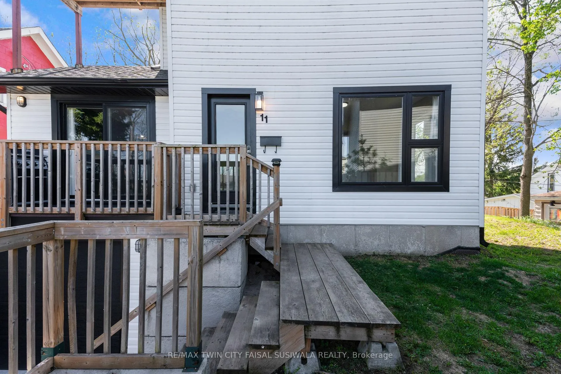 Photo 4 of 11 Eagle Hill, Cambridge, Hespeler Village — HOMEH