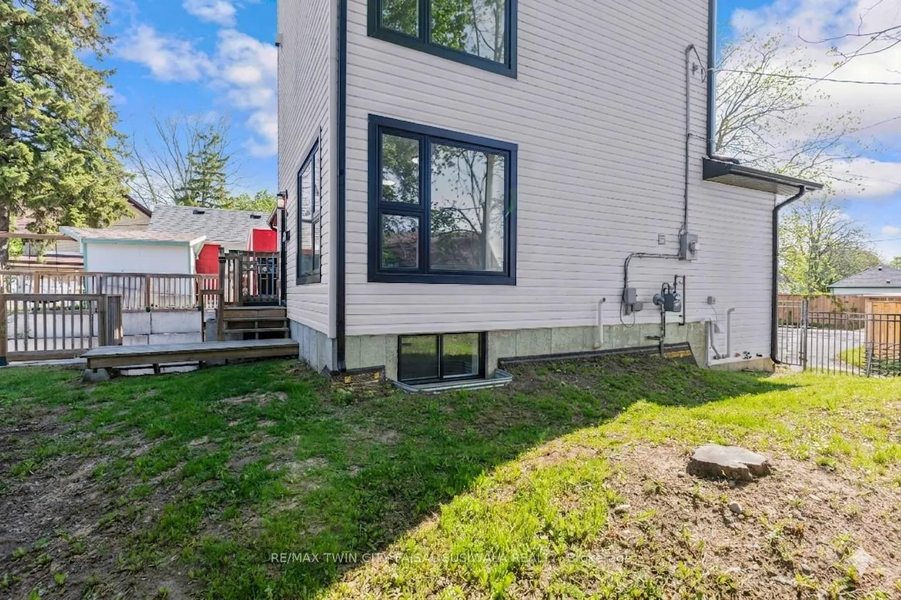 Photo 5 of 11 Eagle Hill, Cambridge, Hespeler Village — HOMEH