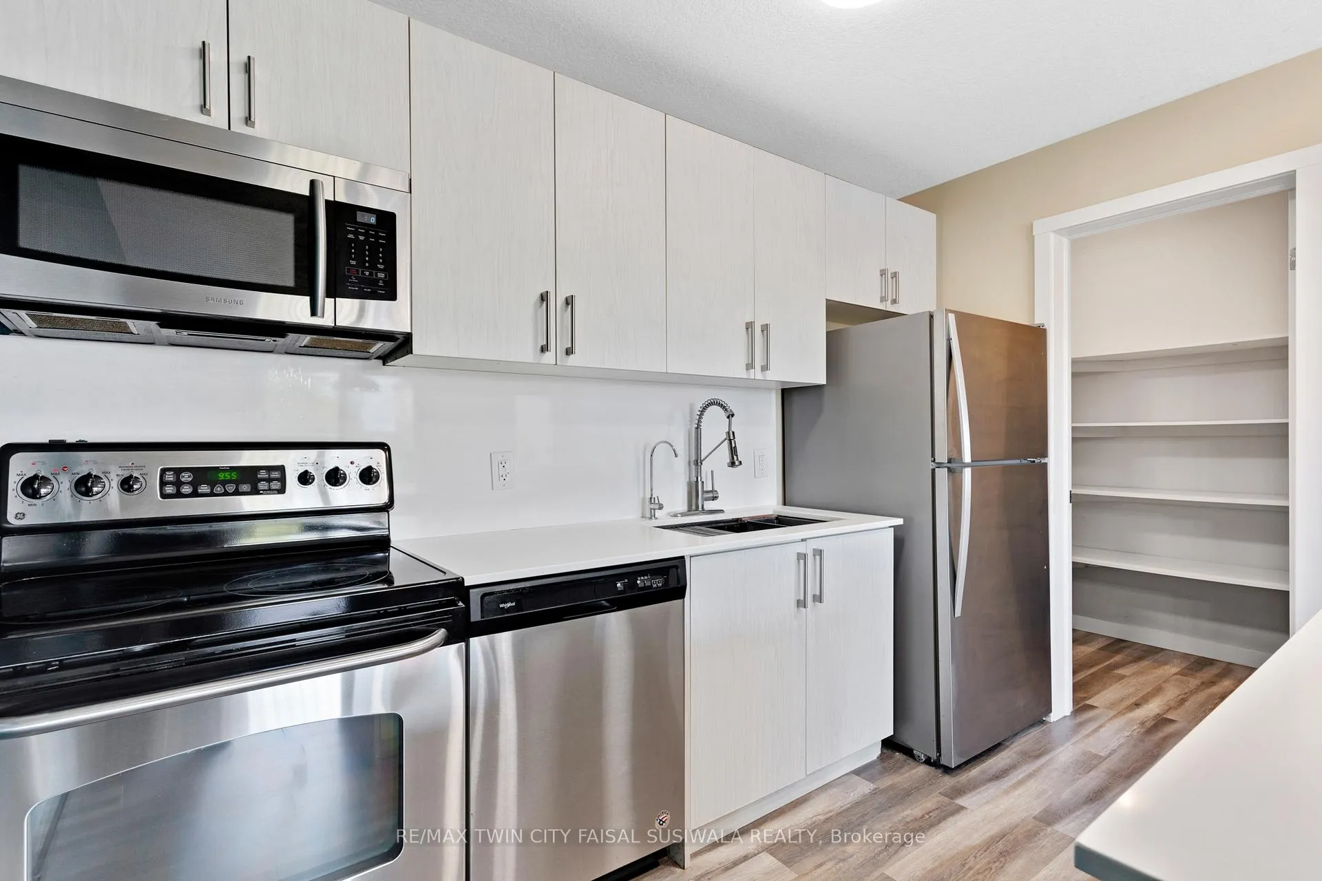 Photo 11 of 11 Eagle Hill, Cambridge, Hespeler Village — HOMEH