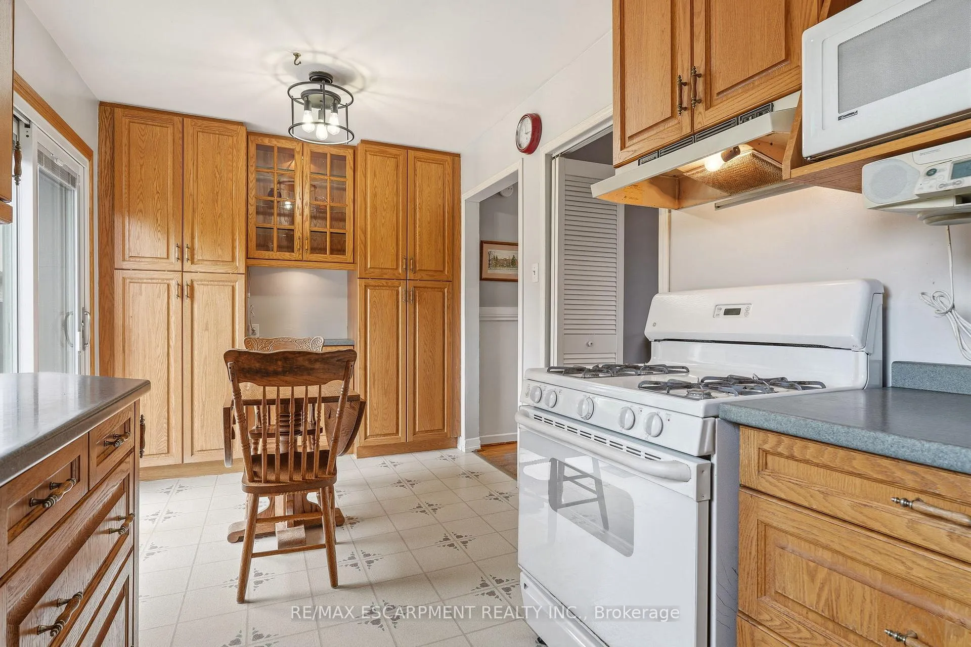Photo 19 of 731 Mullin Way, Burlington, Appleby — HOMEH