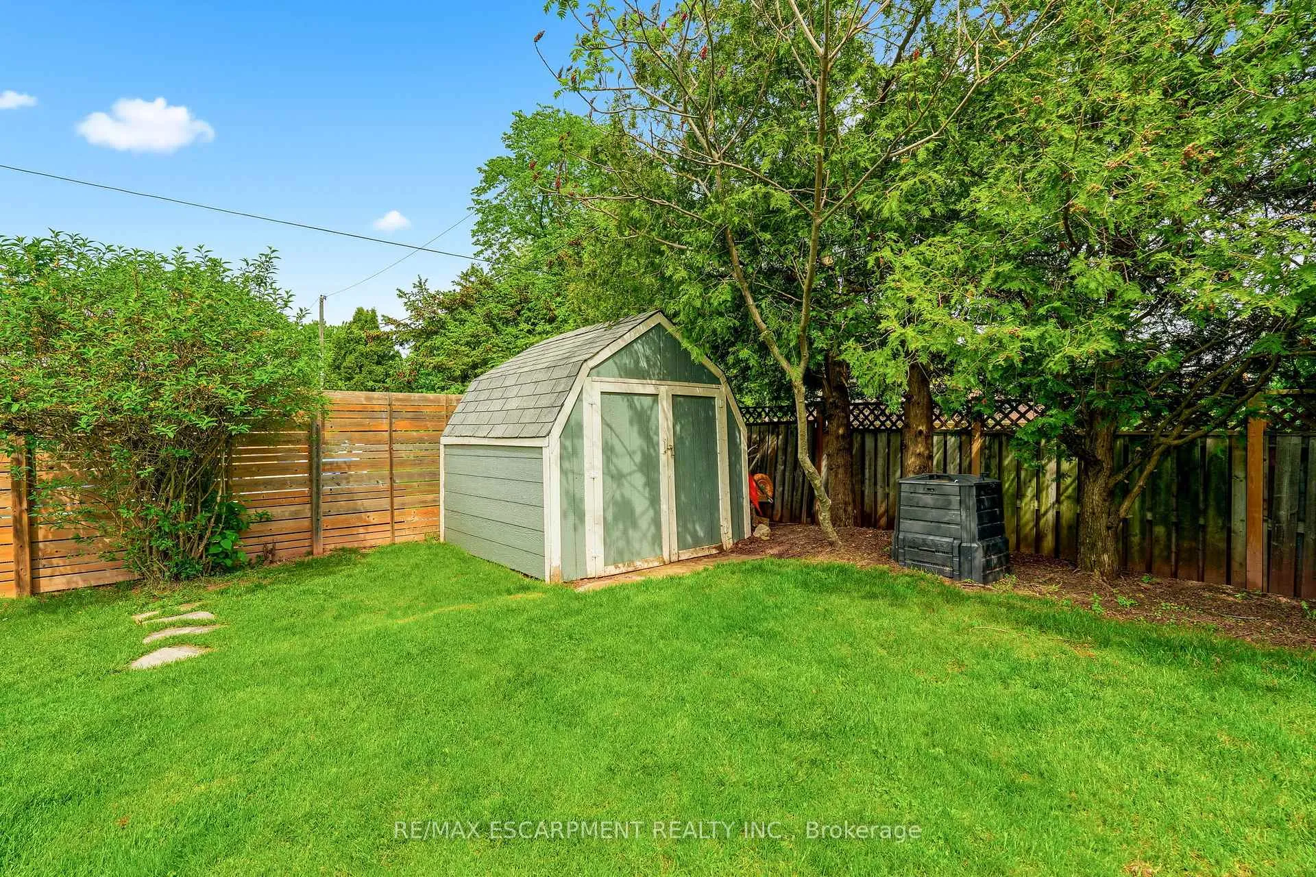 Photo 46 of 731 Mullin Way, Burlington, Appleby — HOMEH