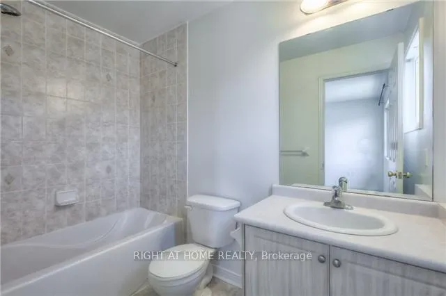 Photo 16 of 10 Wilkes Crescent, Scarborough, Clairlea-Birchmount — HOMEH