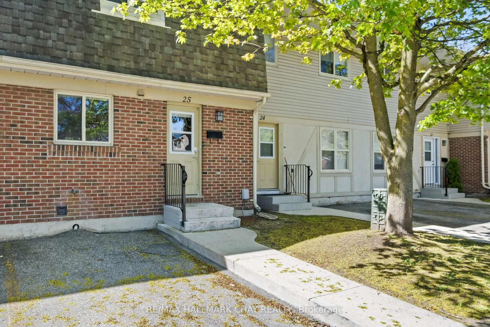 Photo 1 of Unit 25, 177 Bayview Drive, Barrie, Allandale — HOMEH
