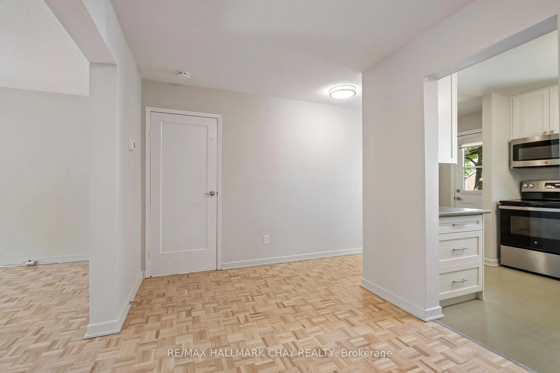 Photo 11 of Unit 25, 177 Bayview Drive, Barrie, Allandale — HOMEH