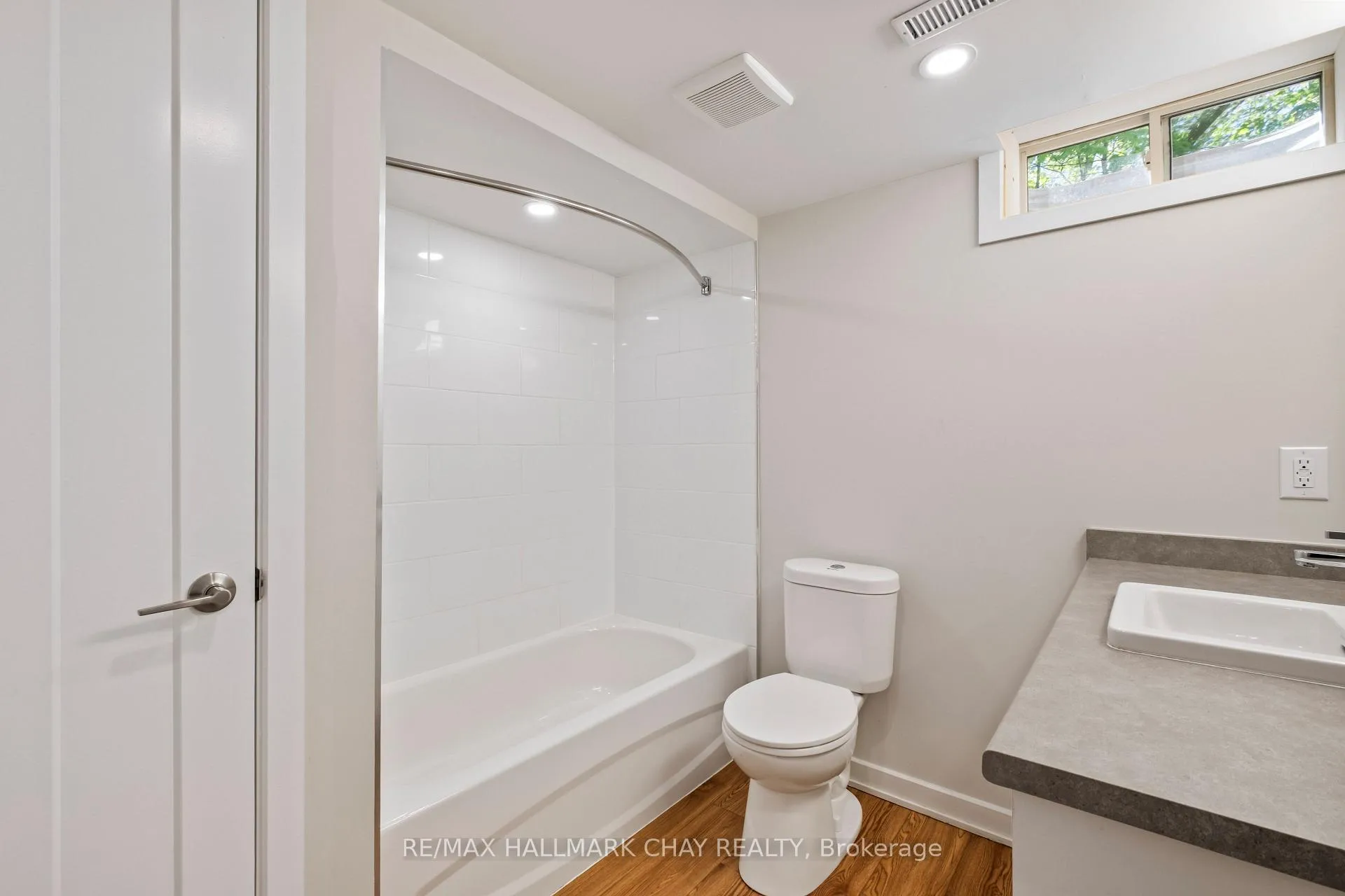 Photo 26 of Unit 25, 177 Bayview Drive, Barrie, Allandale — HOMEH