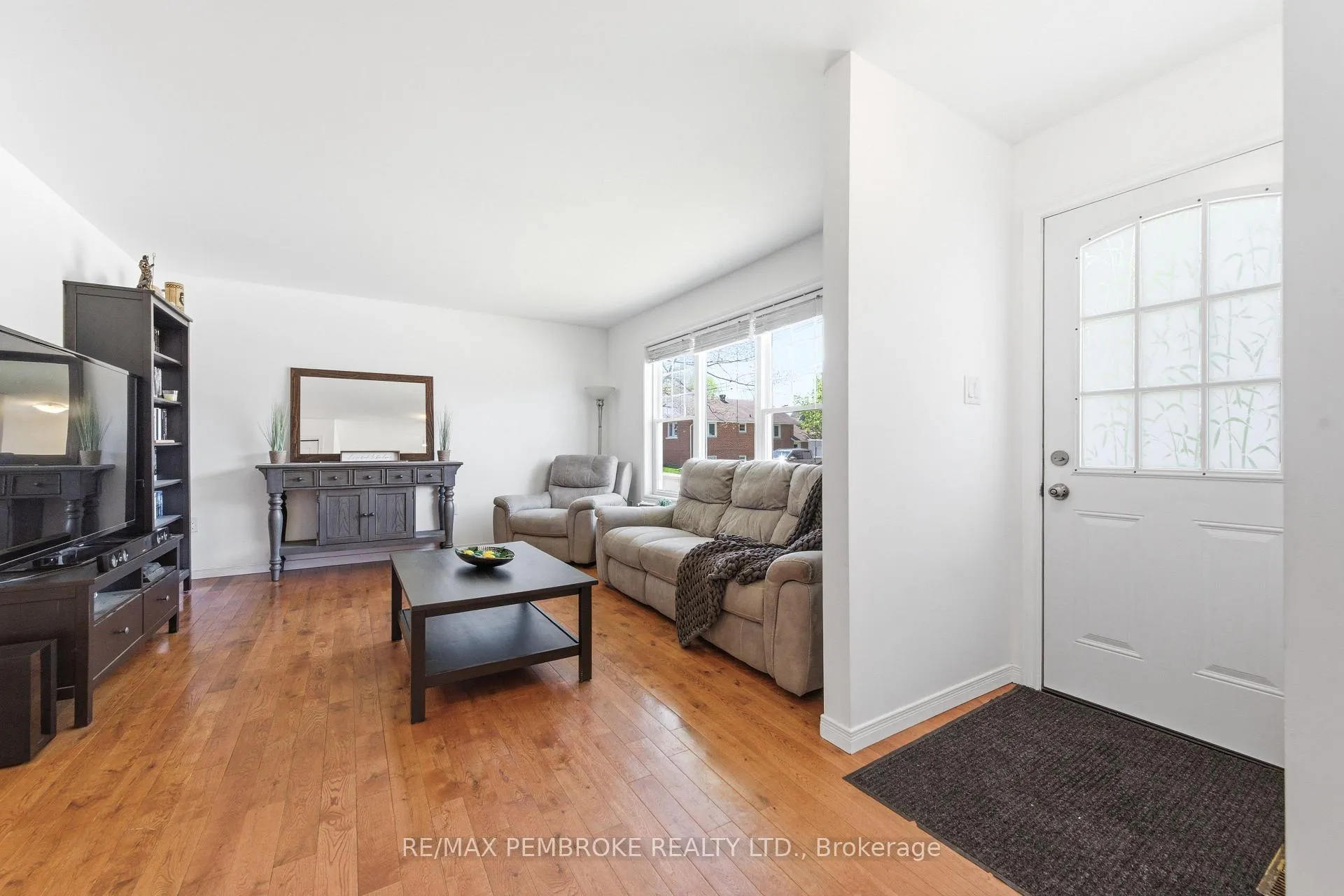 Photo 14 of 257 Fraser Street, Pembroke — HOMEH