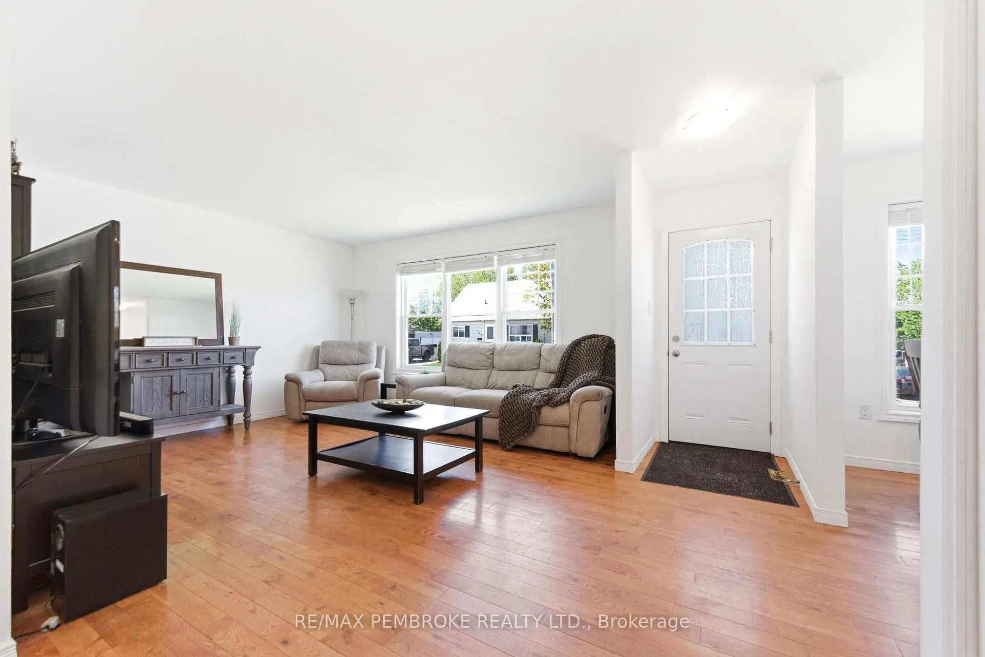 Photo 20 of 257 Fraser Street, Pembroke — HOMEH