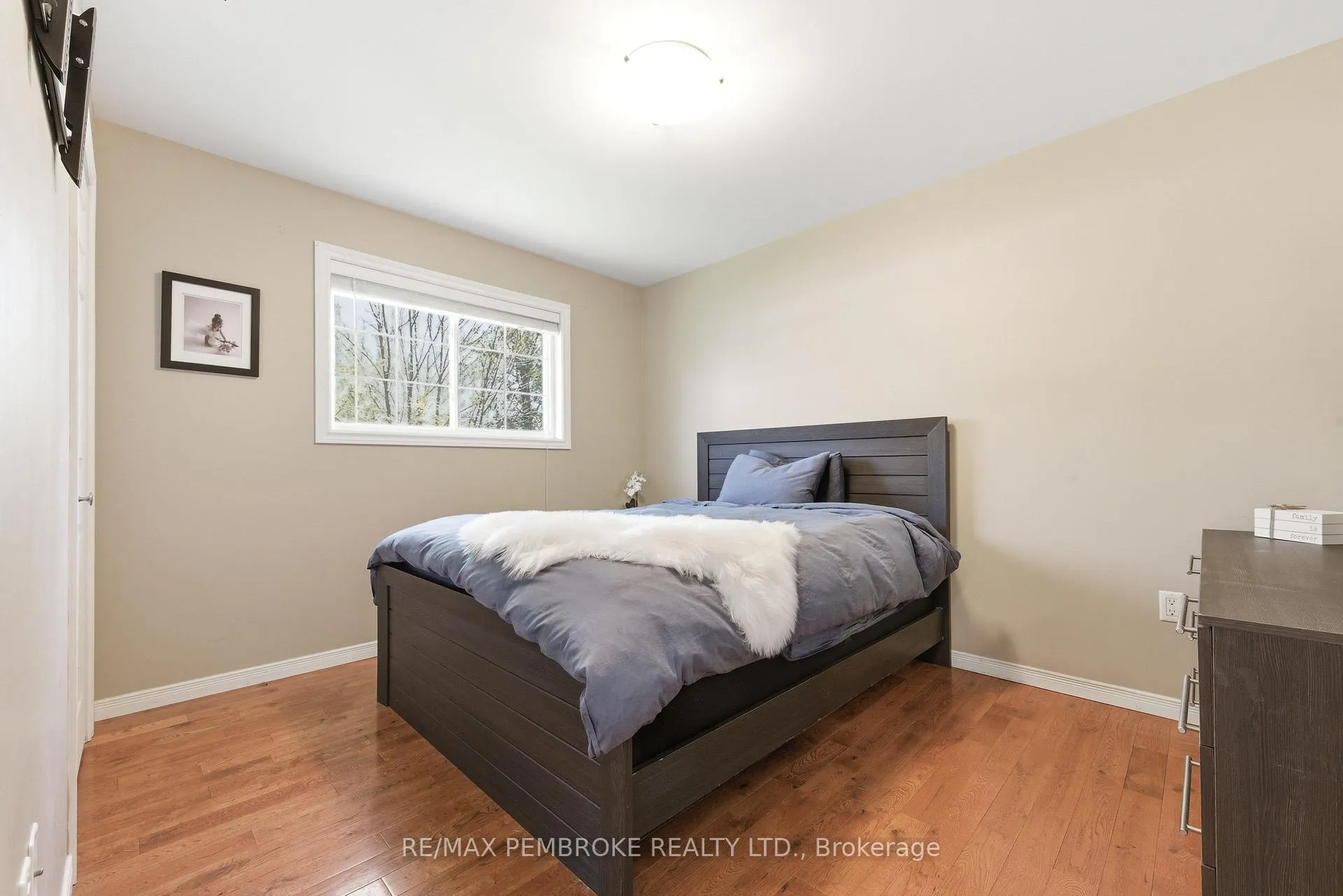 Photo 22 of 257 Fraser Street, Pembroke — HOMEH