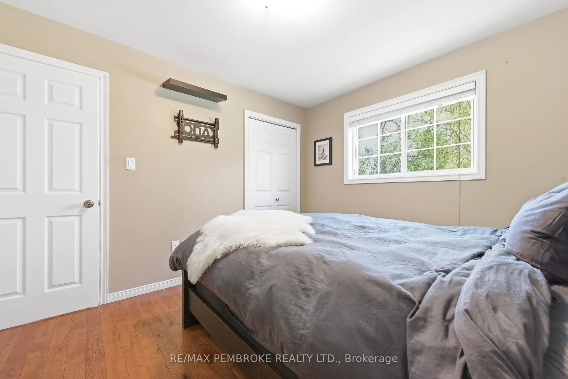 Photo 23 of 257 Fraser Street, Pembroke — HOMEH