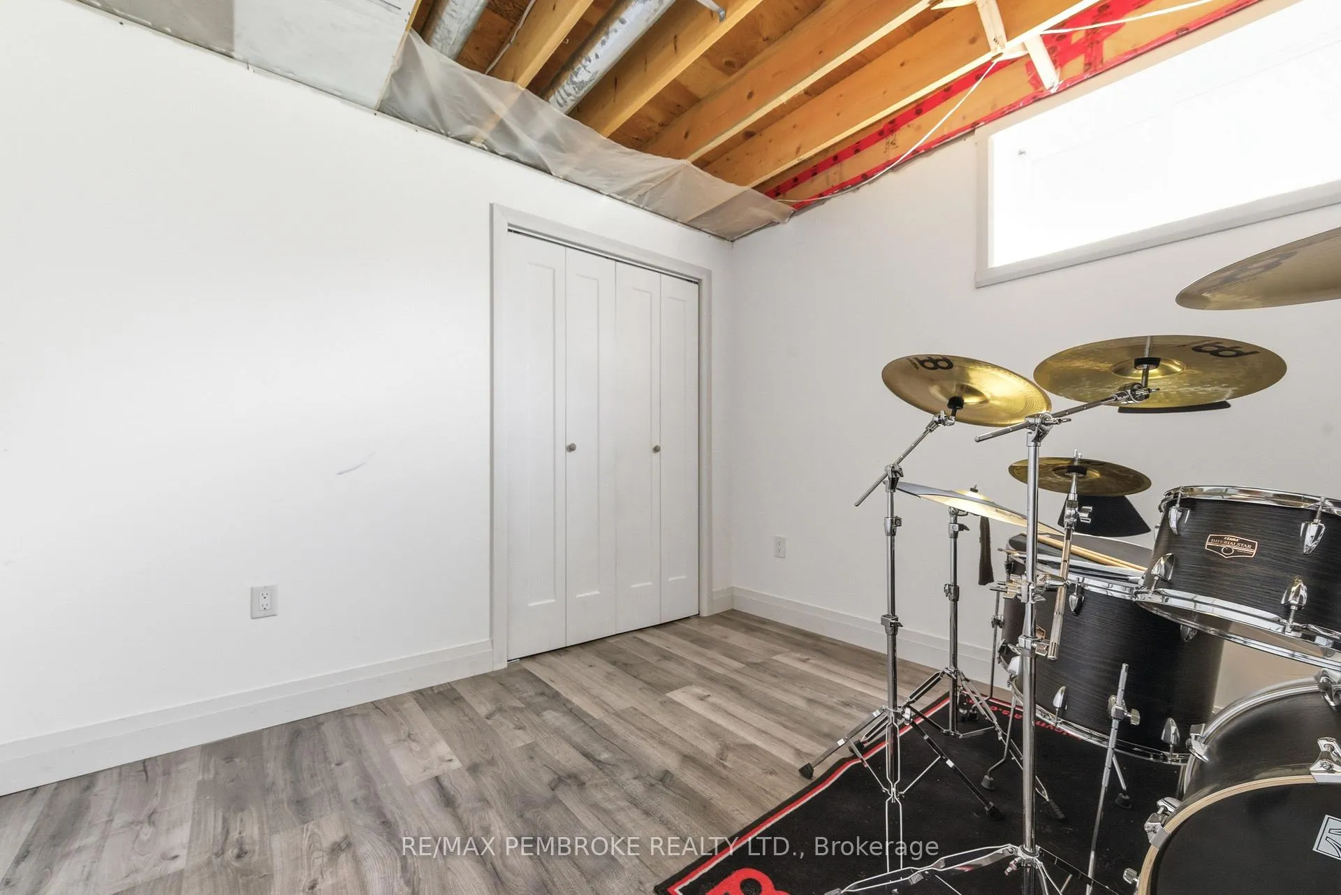 Photo 36 of 257 Fraser Street, Pembroke — HOMEH
