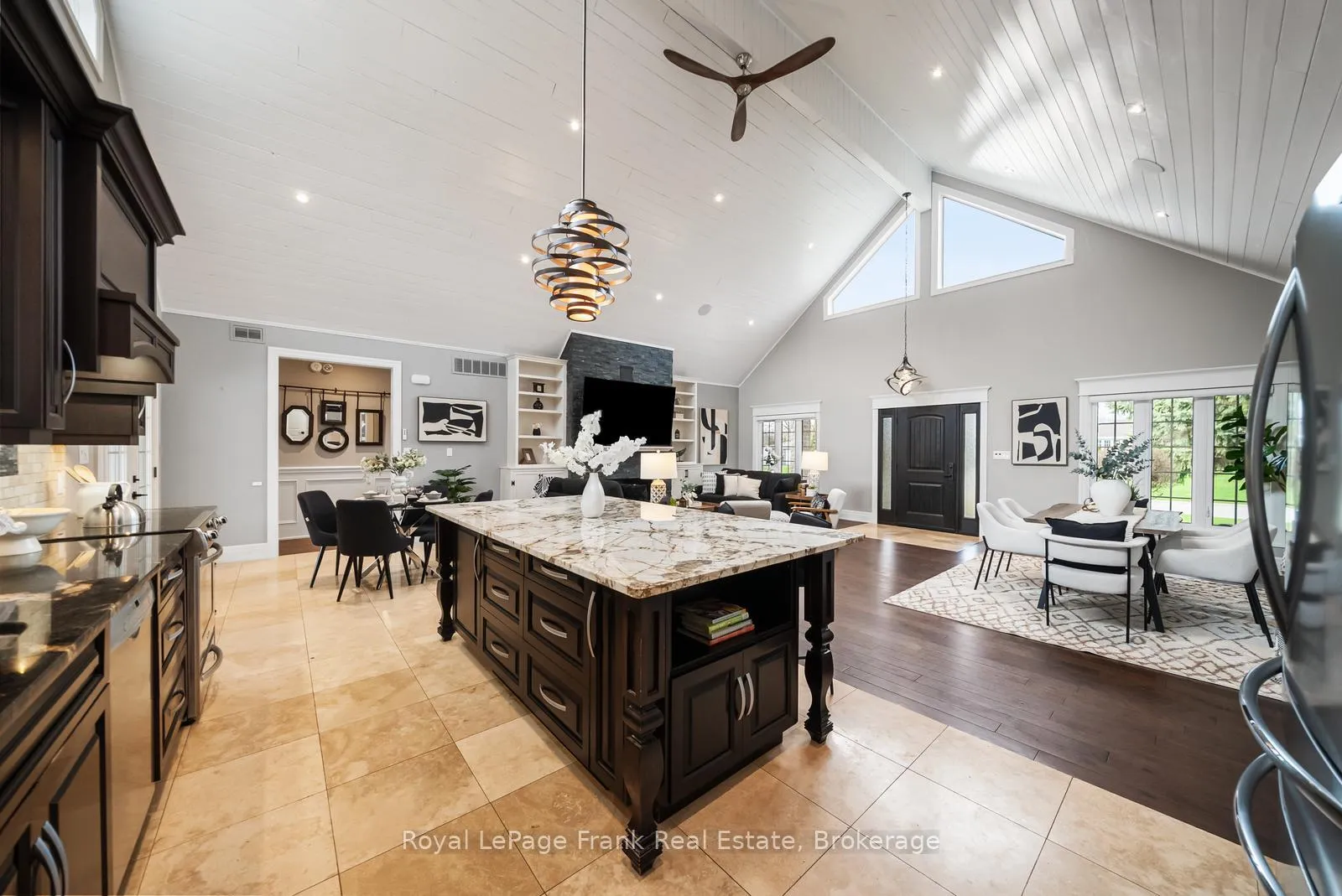 Photo 10 of 325 Maine Street, Oshawa, Kedron — HOMEH