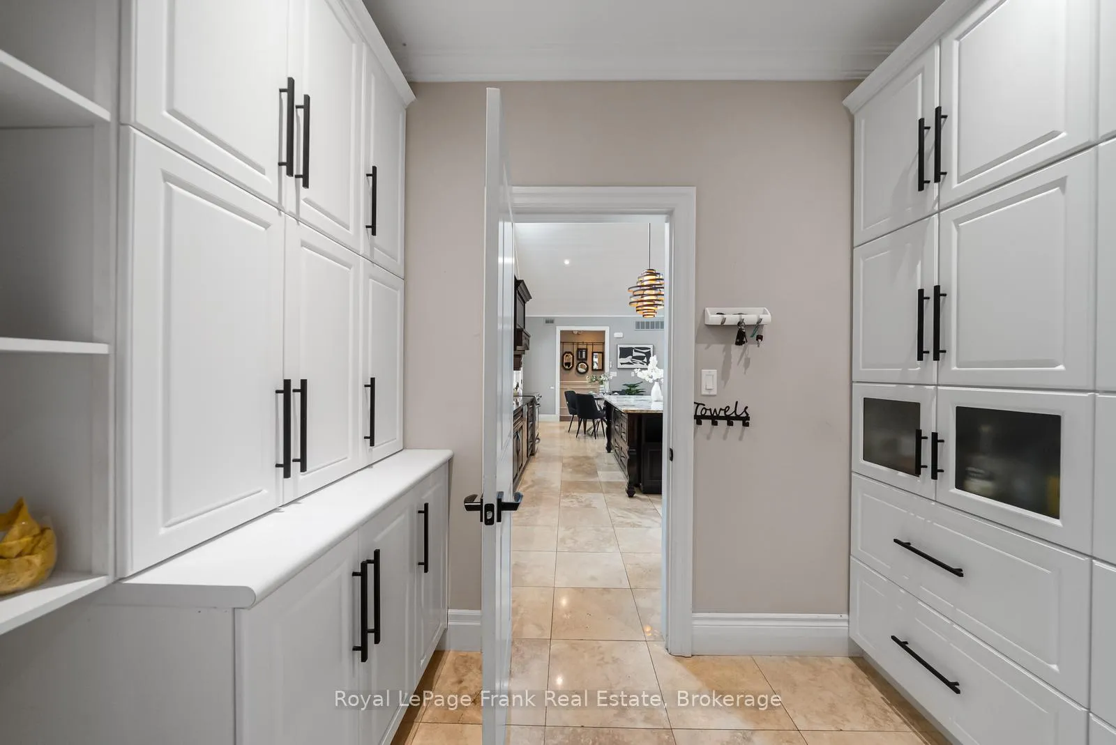 Photo 14 of 325 Maine Street, Oshawa, Kedron — HOMEH