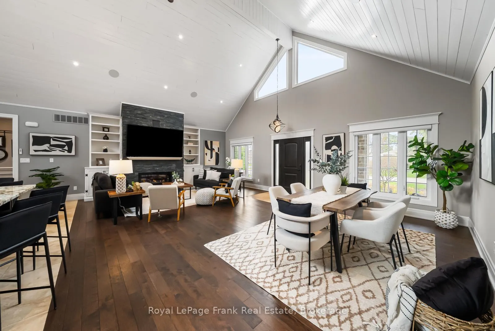Photo 19 of 325 Maine Street, Oshawa, Kedron — HOMEH