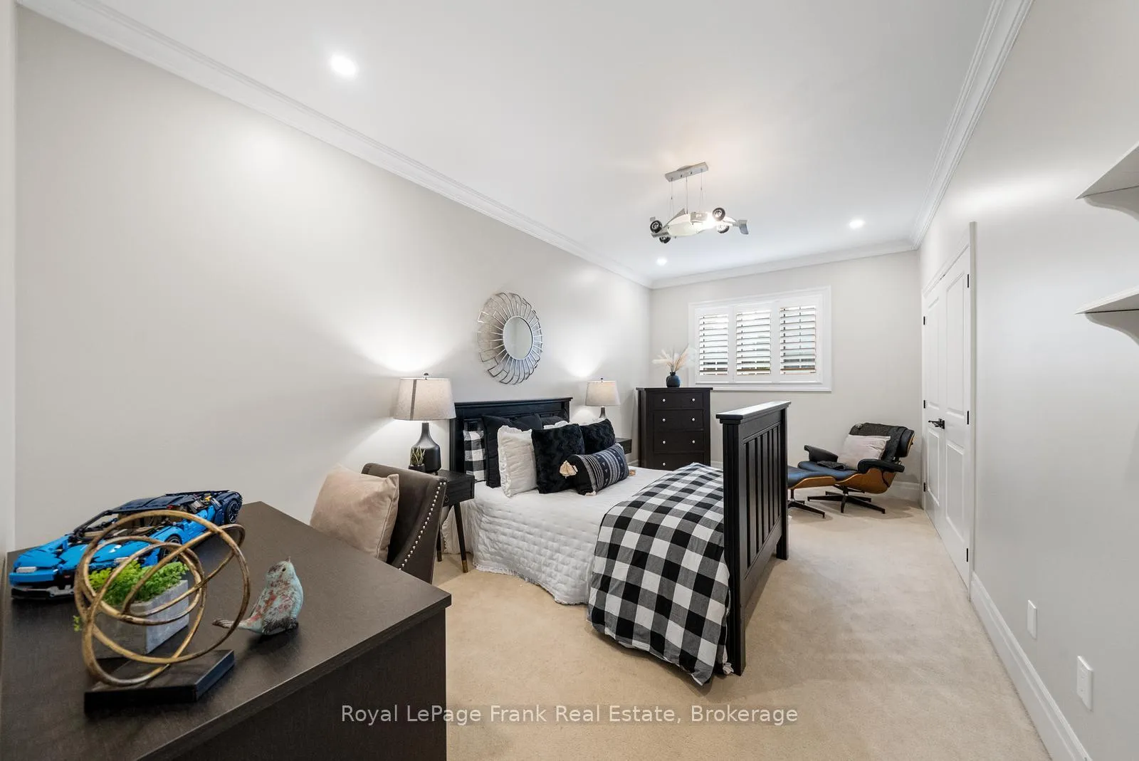 Photo 30 of 325 Maine Street, Oshawa, Kedron — HOMEH
