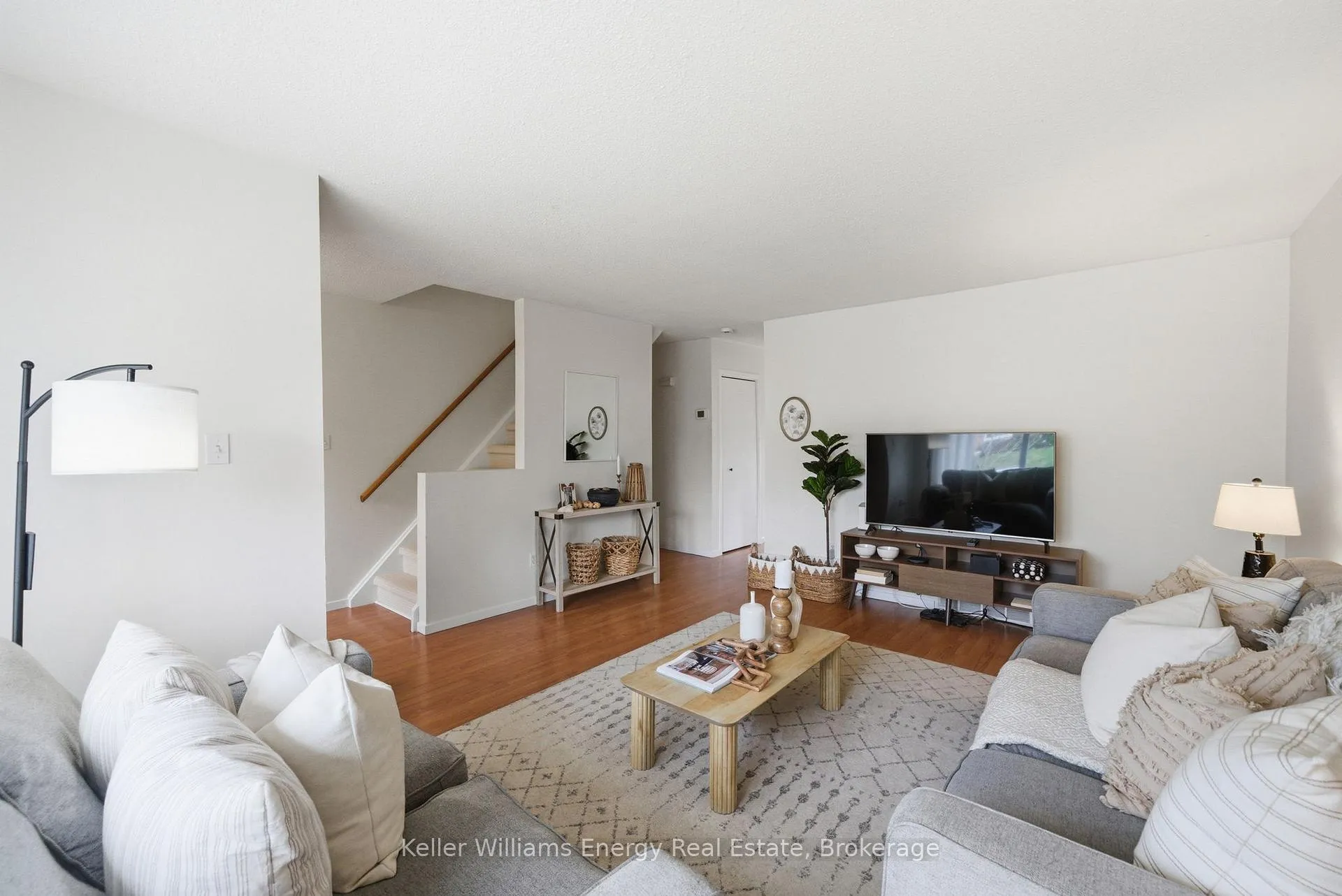 Photo 7 of 441 Maplewood Drive, Oshawa, O'Neill — HOMEH
