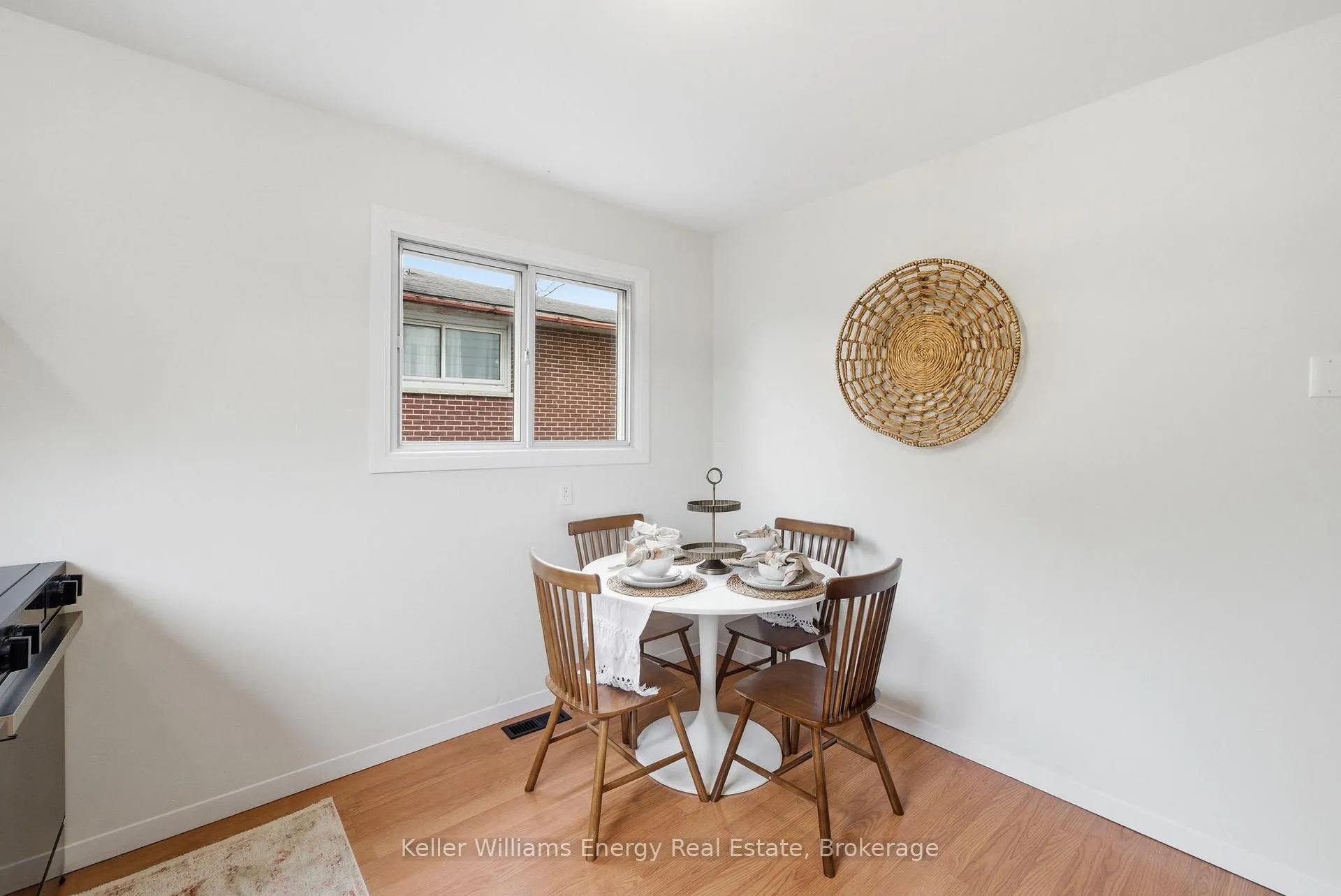 Photo 13 of 441 Maplewood Drive, Oshawa, O'Neill — HOMEH
