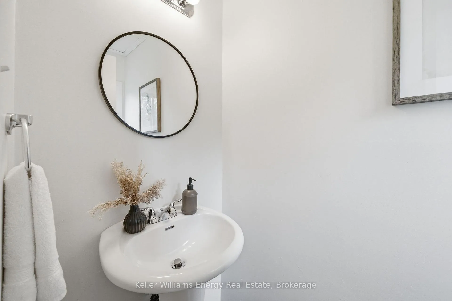Photo 15 of 441 Maplewood Drive, Oshawa, O'Neill — HOMEH