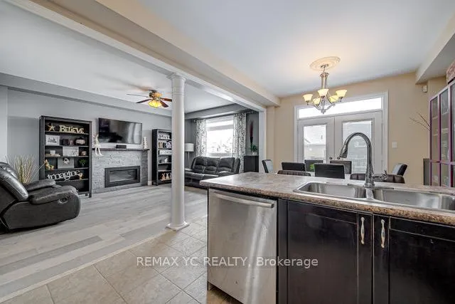 Photo 7 of 114 Monarchy Street, Barrie, Innis-Shore — HOMEH