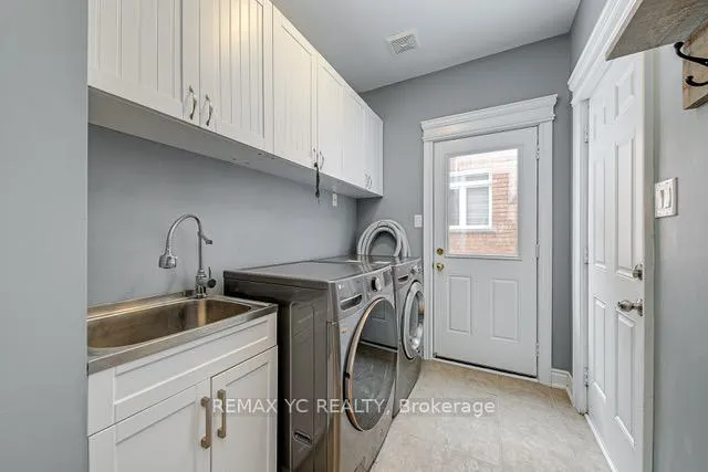 Photo 9 of 114 Monarchy Street, Barrie, Innis-Shore — HOMEH